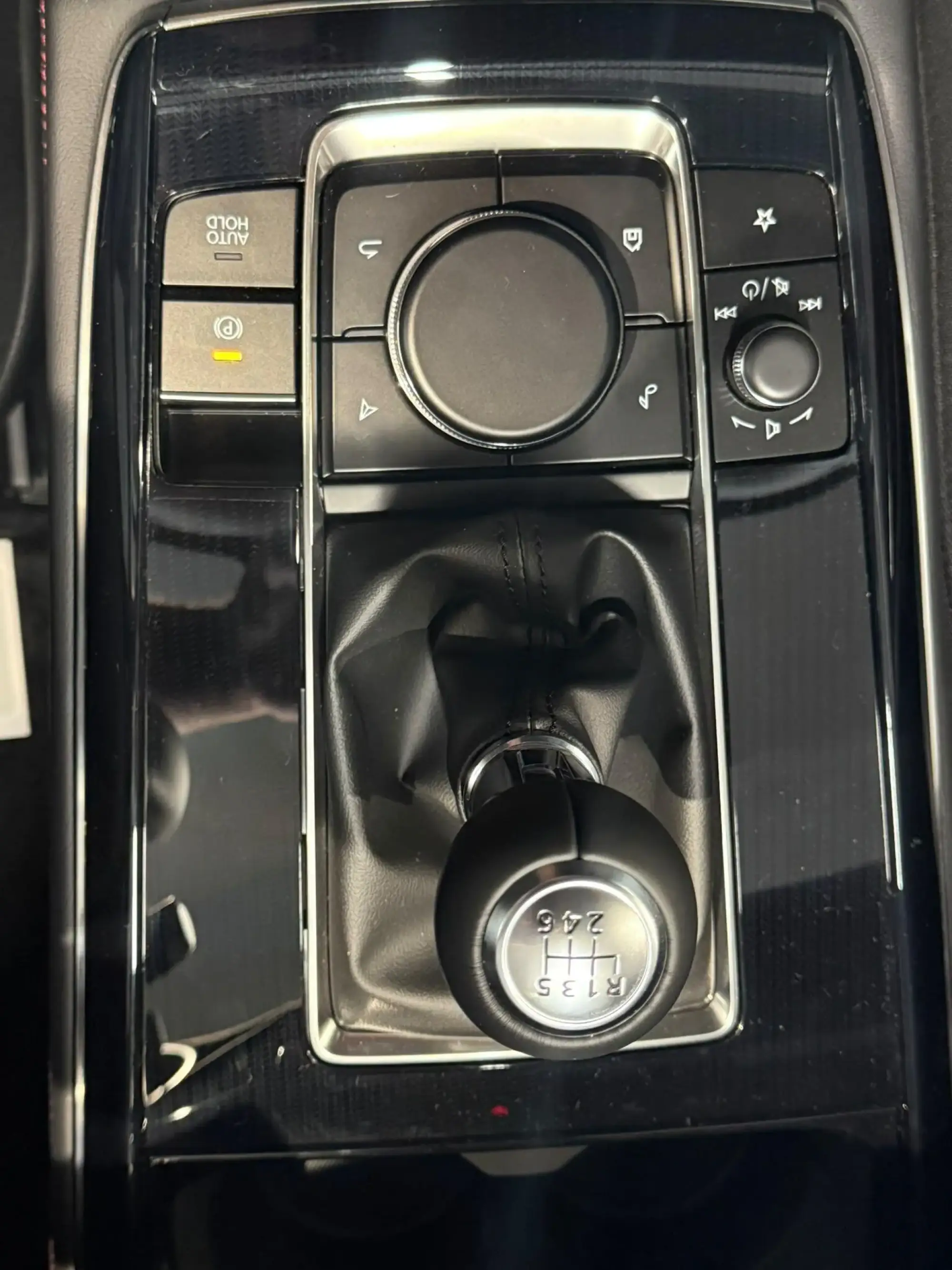 Mazda CX-30 Image 11