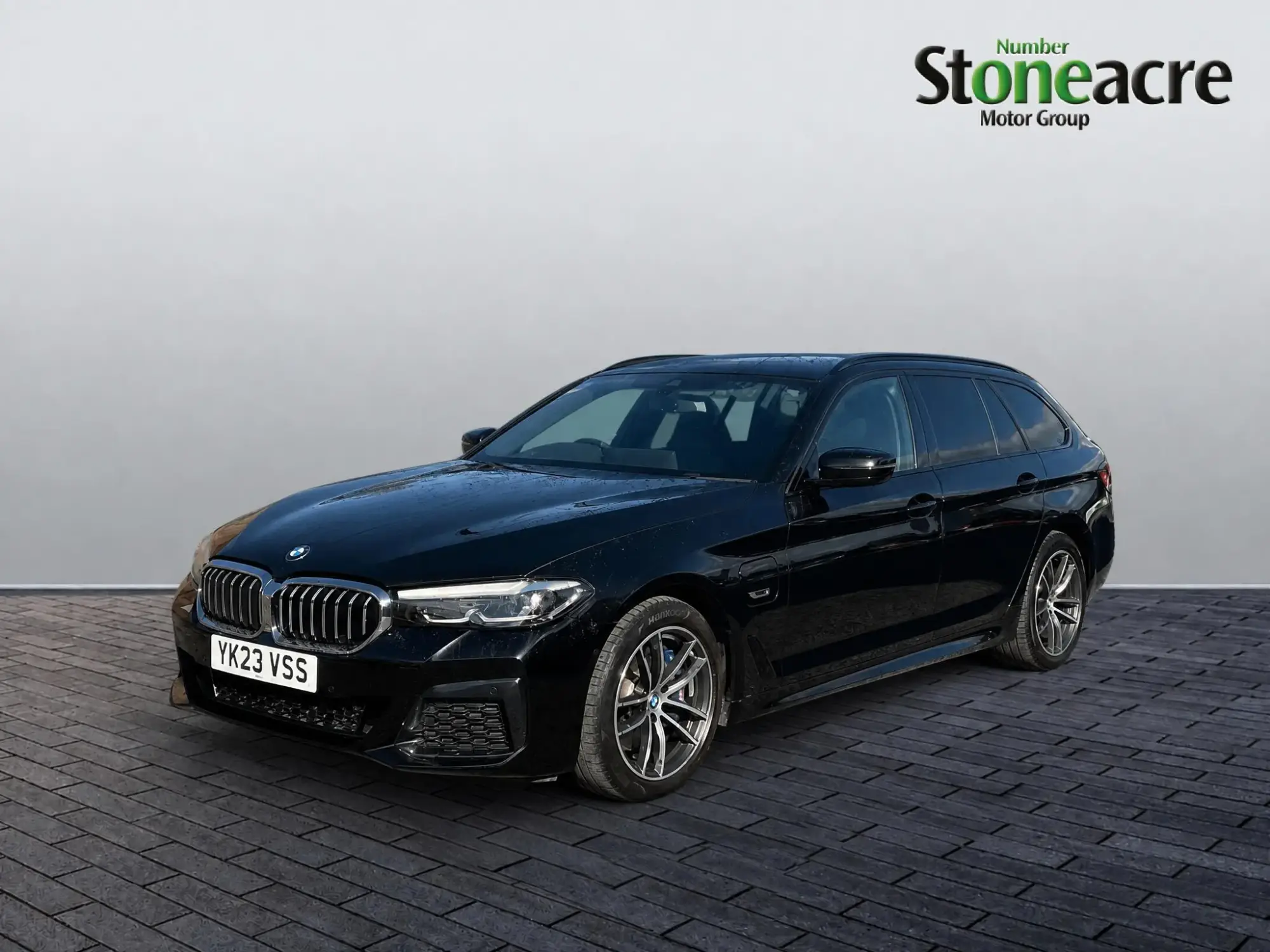 BMW 5 Series Image 3 BMW 5 Series Image 3