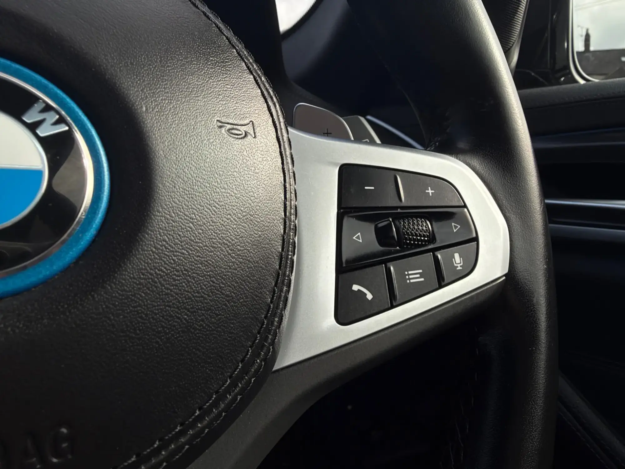 BMW 5 Series Image 16 BMW 5 Series Image 16