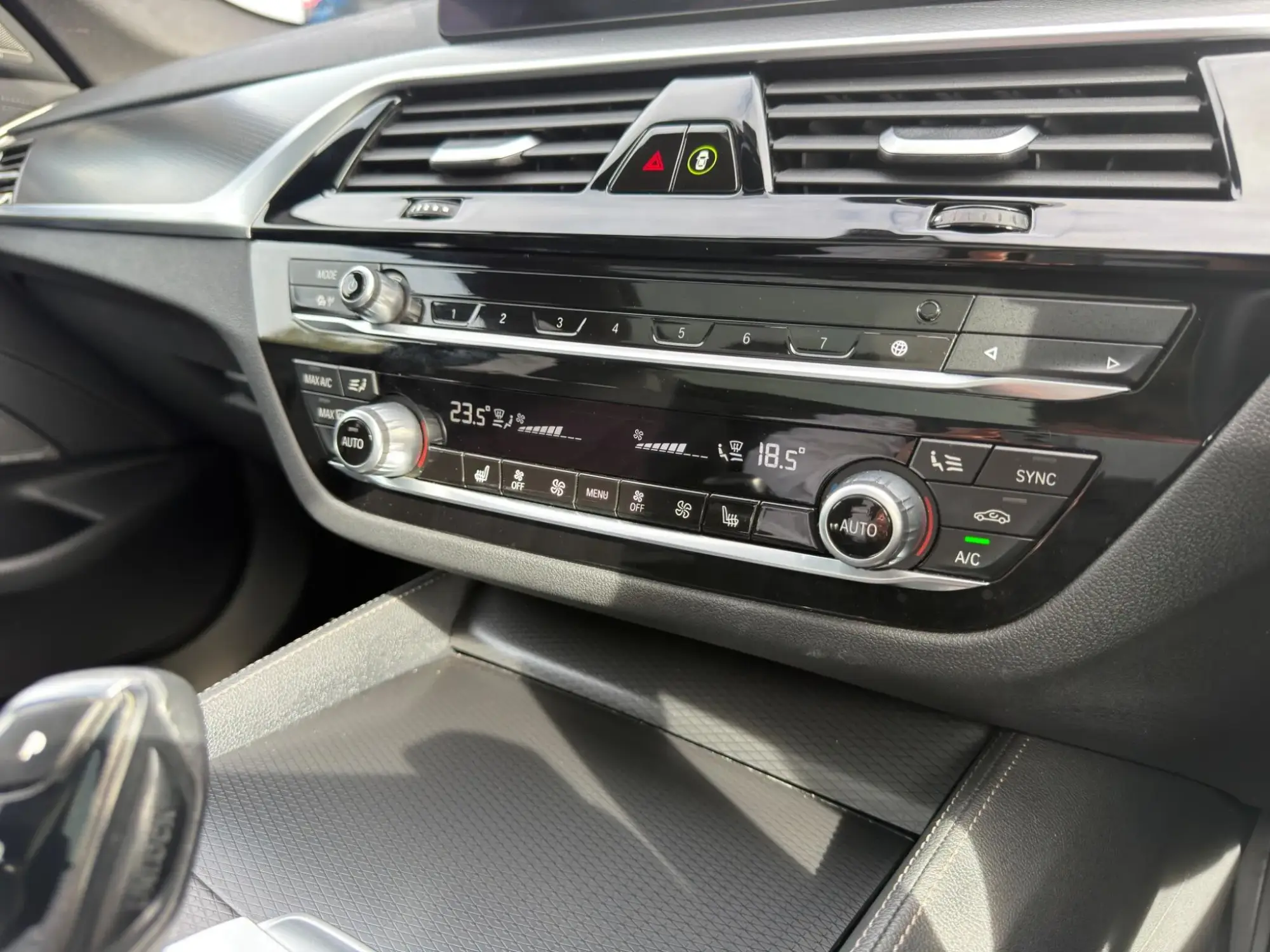 BMW 5 Series Image 26 BMW 5 Series Image 26