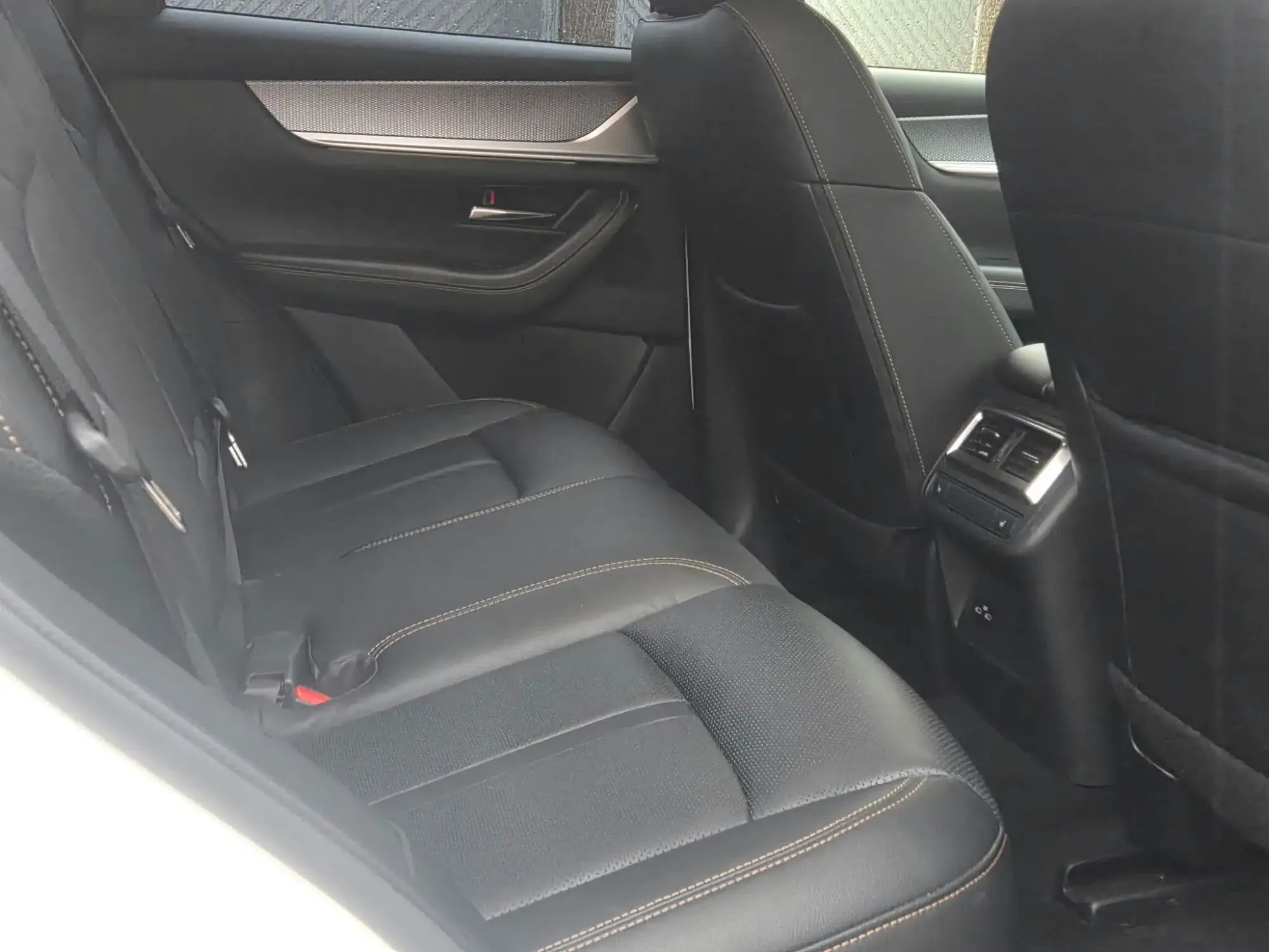 Mazda CX-60 Image 16