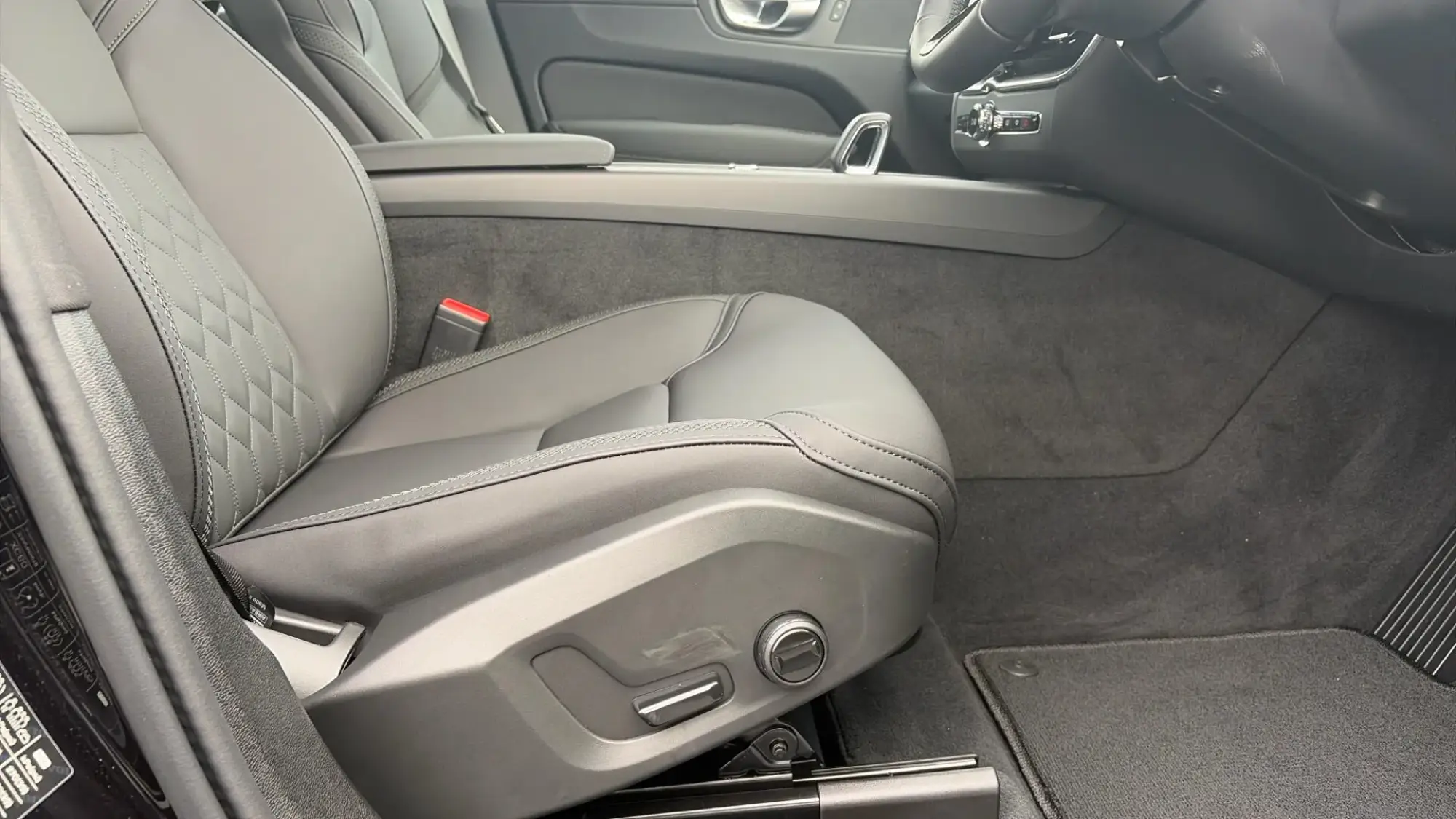 Volvo XC60 Image 30 Volvo XC60 Image 30