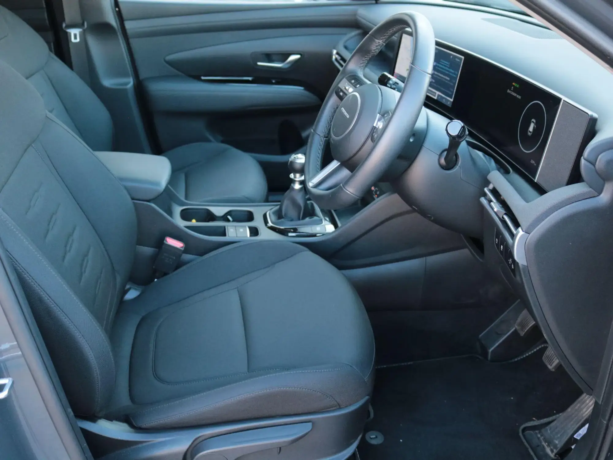 Hyundai TUCSON Image 13 Hyundai TUCSON Image 13