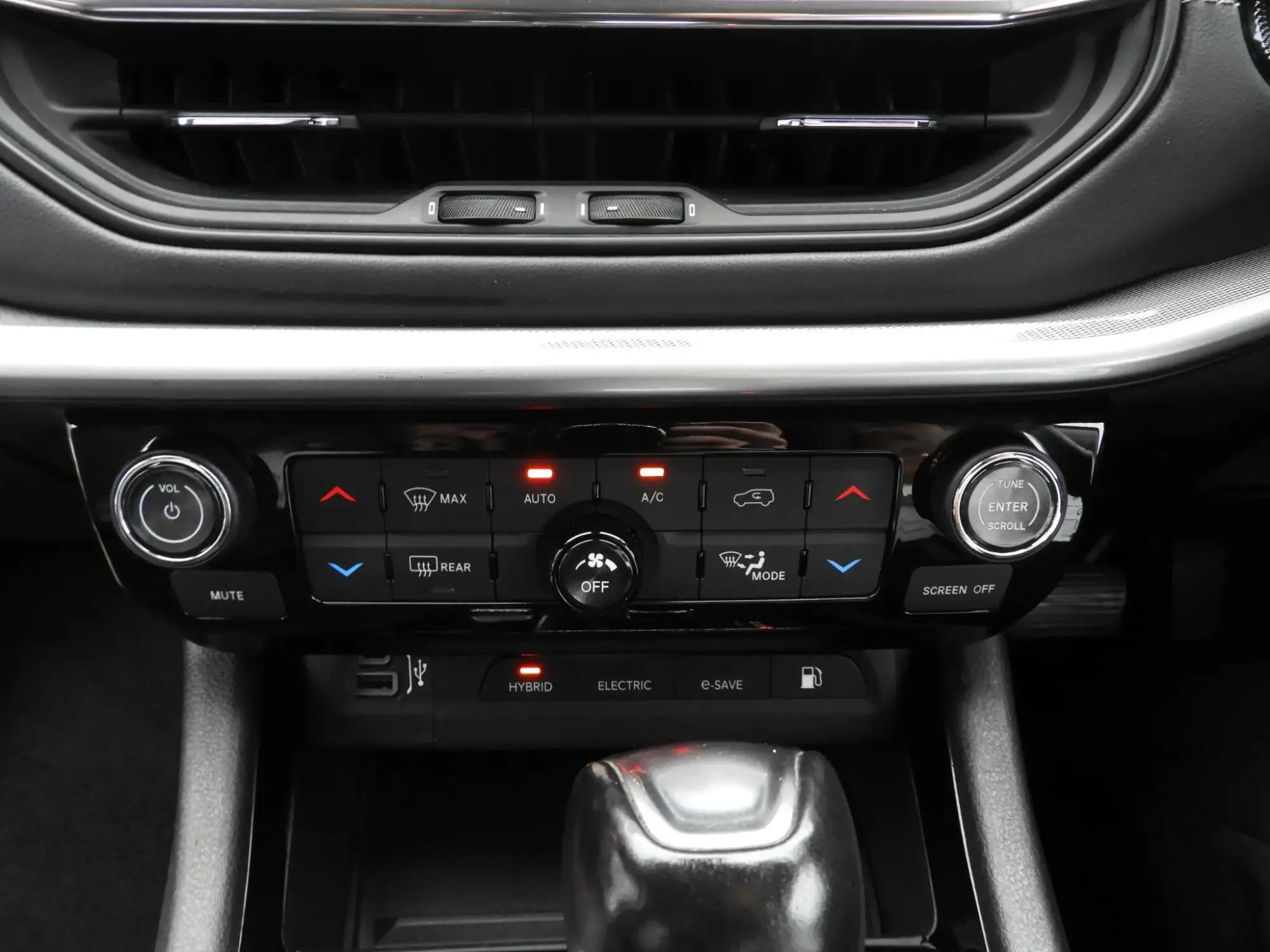 Jeep Compass 4XE Image 21 Jeep Compass 4XE Image 21