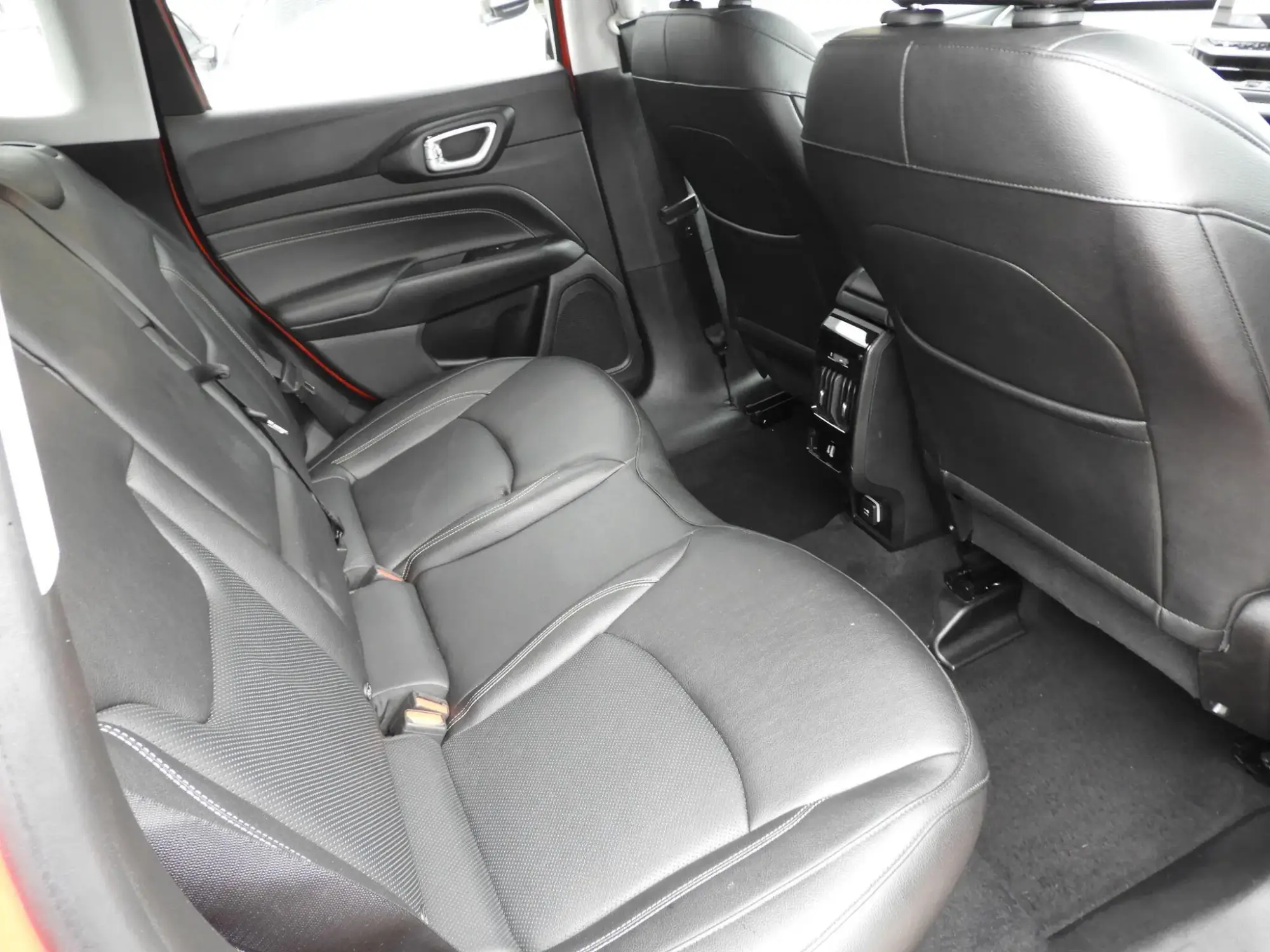 Jeep Compass 4XE Image 22 Jeep Compass 4XE Image 22