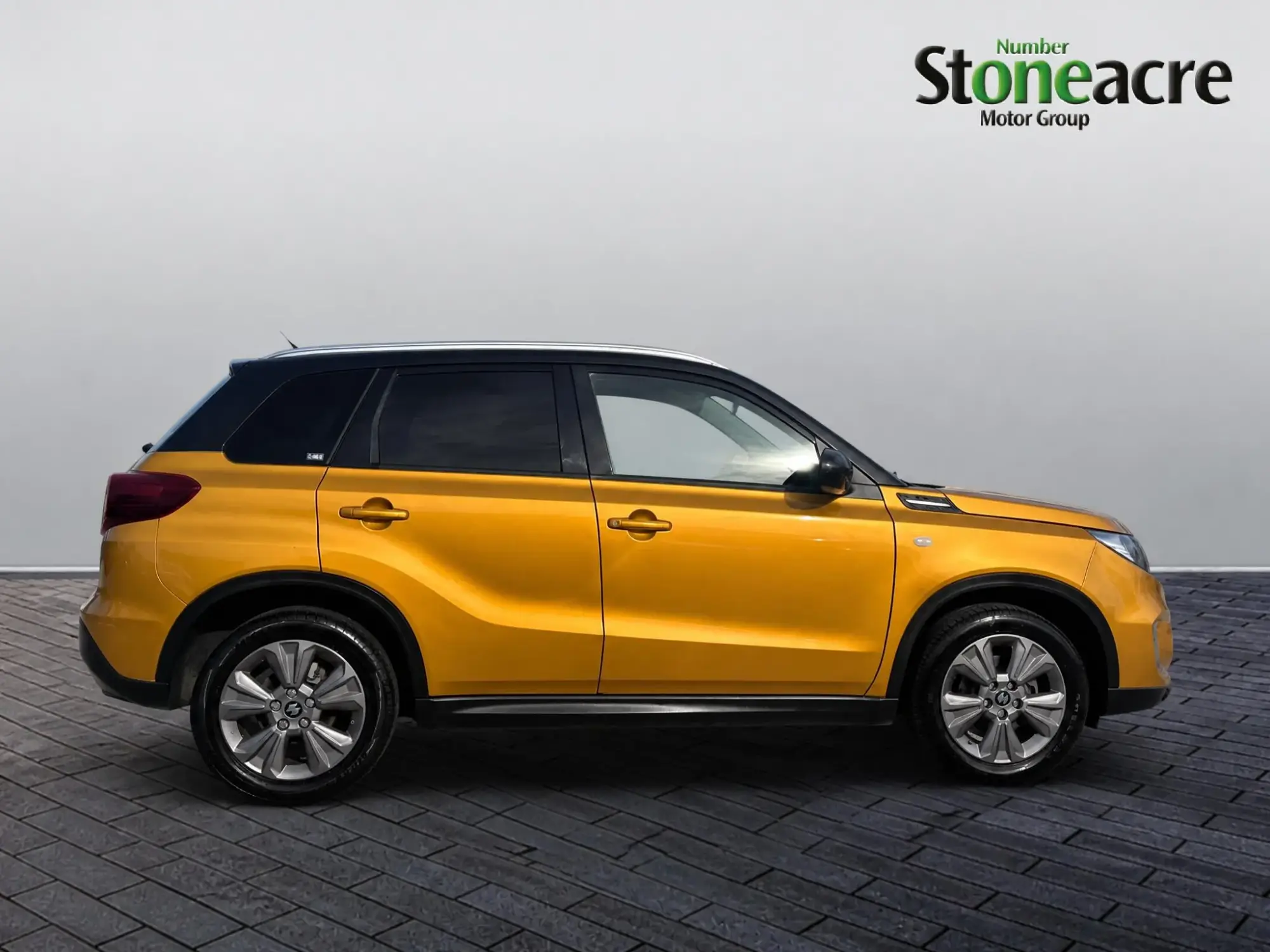 Suzuki Vitara Image 2