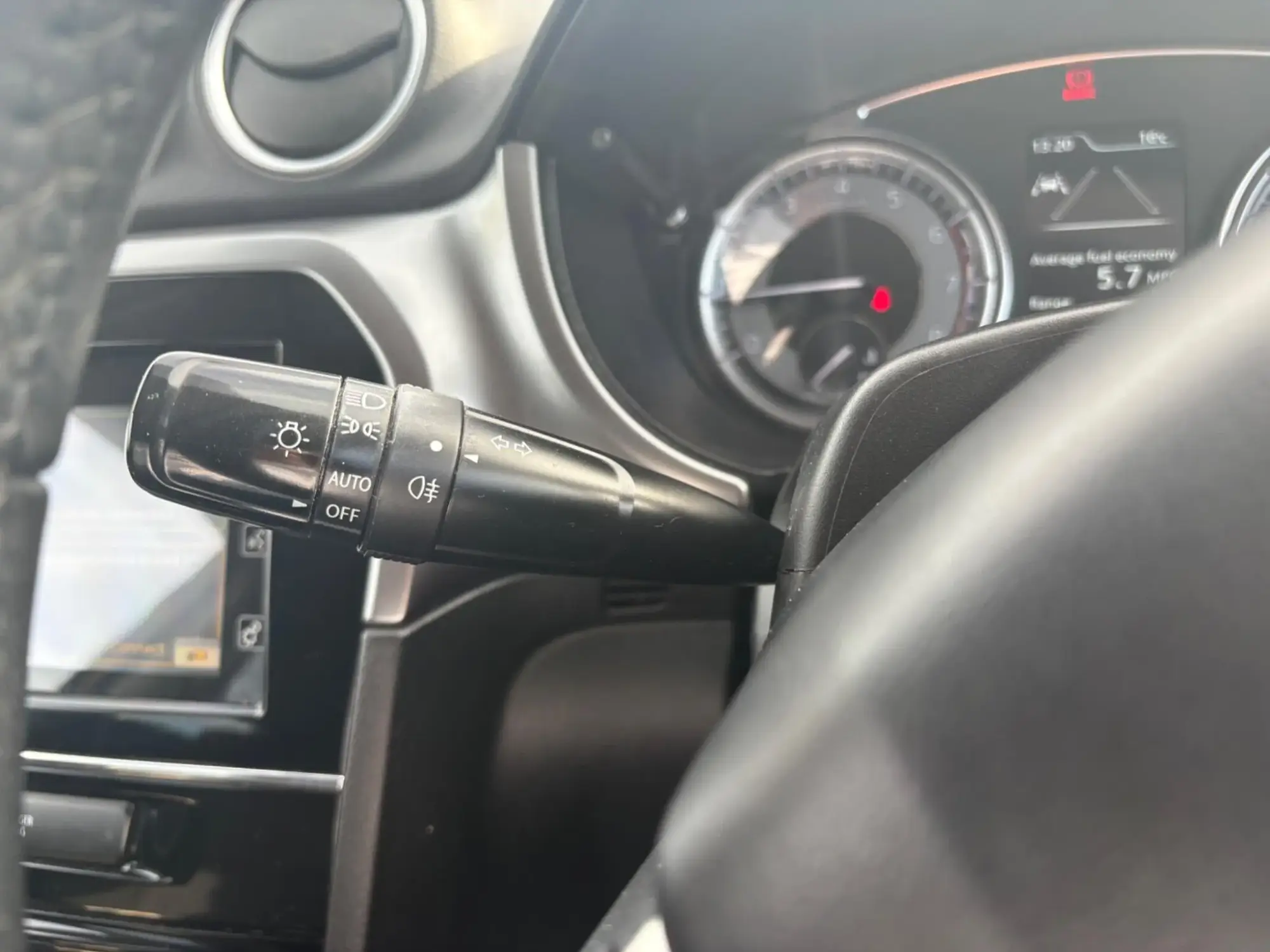 Suzuki Vitara Image 13