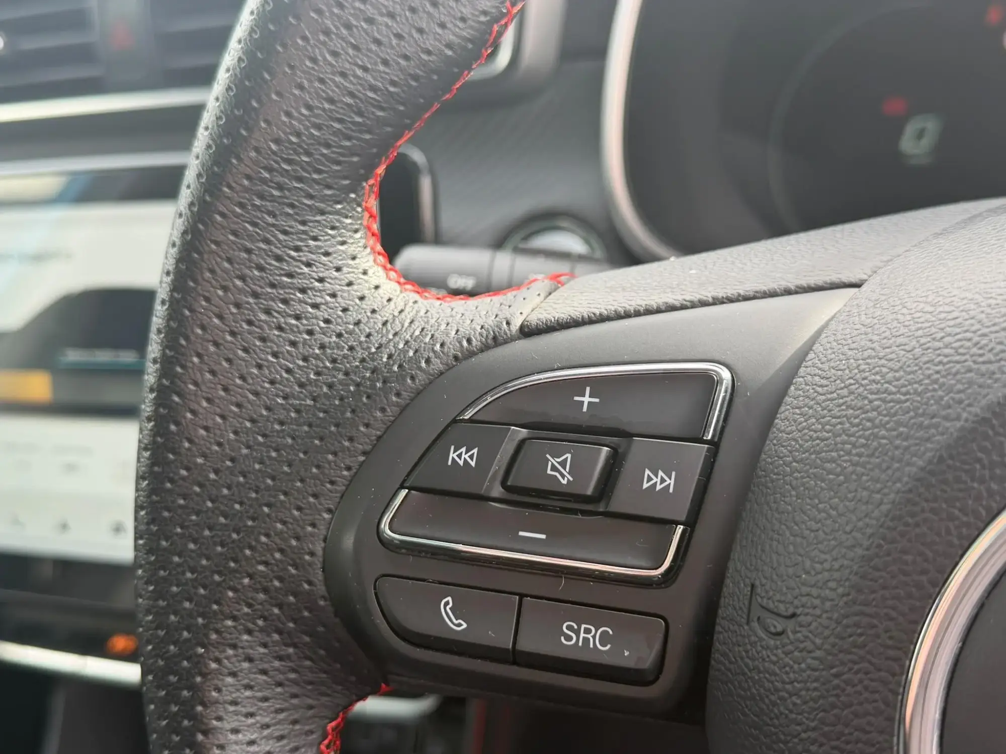 MG ZS EV Image 15