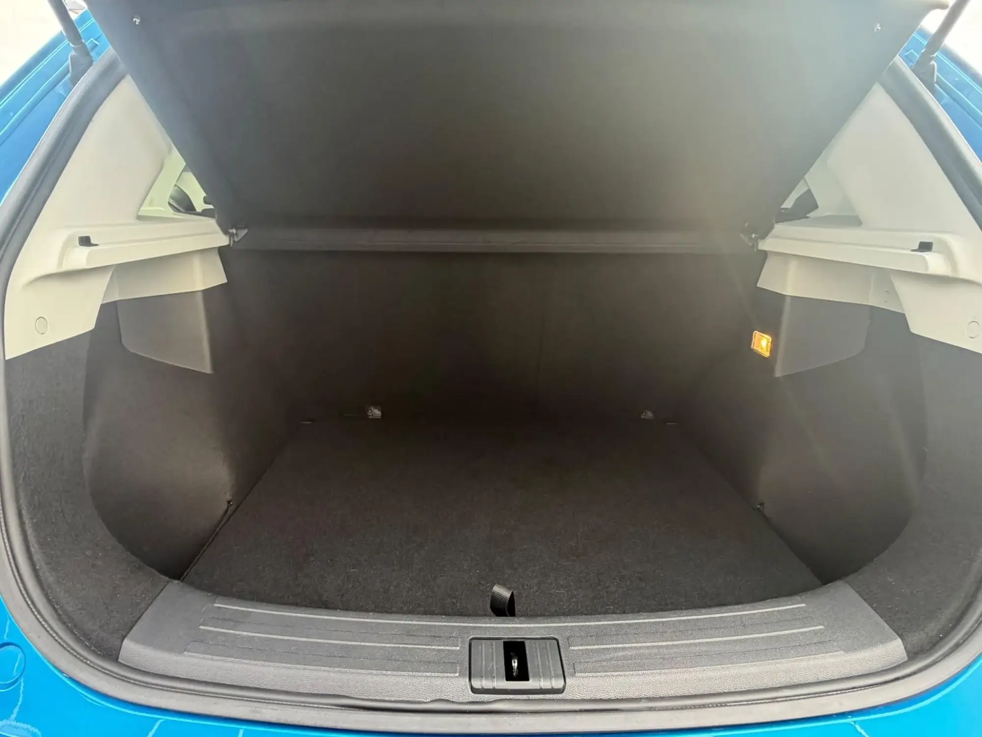MG ZS EV Image 29