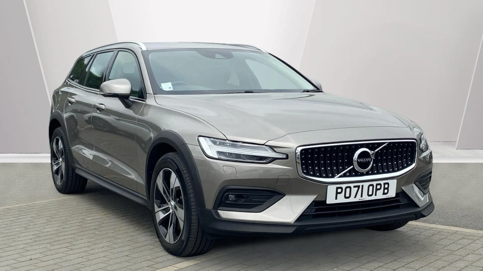 2021 Volvo V60