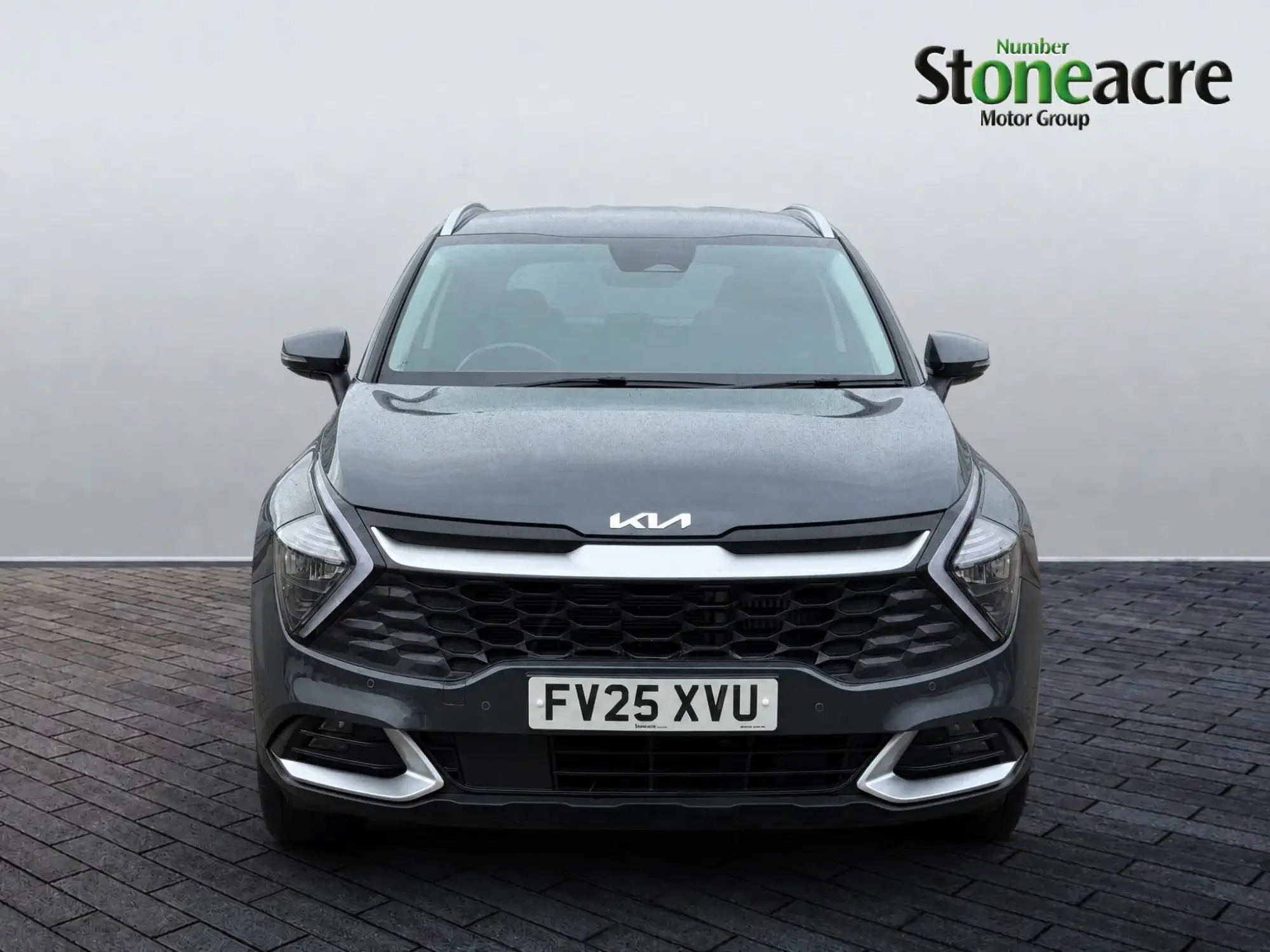 Kia Sportage Plug-In Hybrid 1.6 T-GDi 13.8kWh 3 Auto AWD Euro 6 (s/s) 5dr FV25XVU Image 2