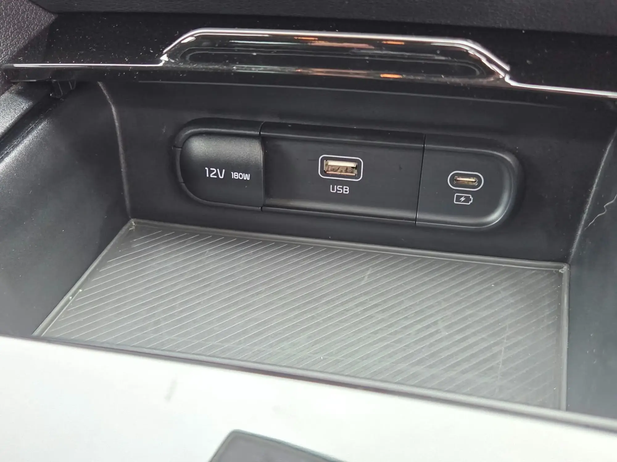Kia Sportage Plug-In Hybrid Image 23 Kia Sportage Plug-In Hybrid Image 23