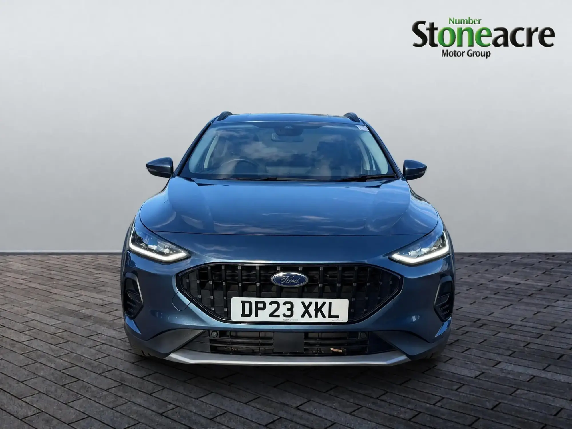 Ford Focus 1.0T EcoBoost Active Euro 6 (s/s) 5dr DP23XKL Image 2 Ford Focus 1.0T EcoBoost Active Euro 6 (s/s) 5dr DP23XKL Image 2