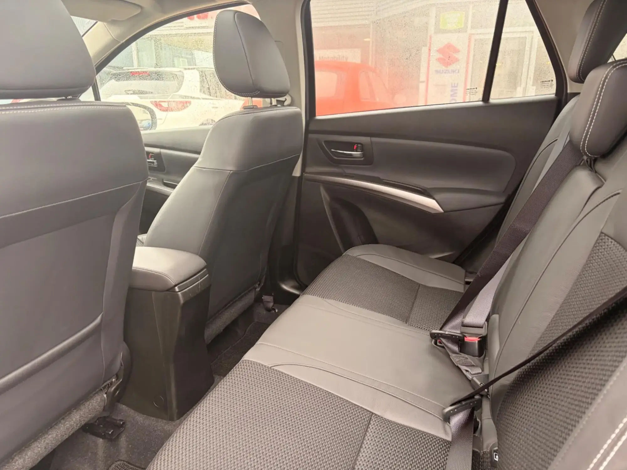 Suzuki S-Cross Image 9 Suzuki S-Cross Image 9