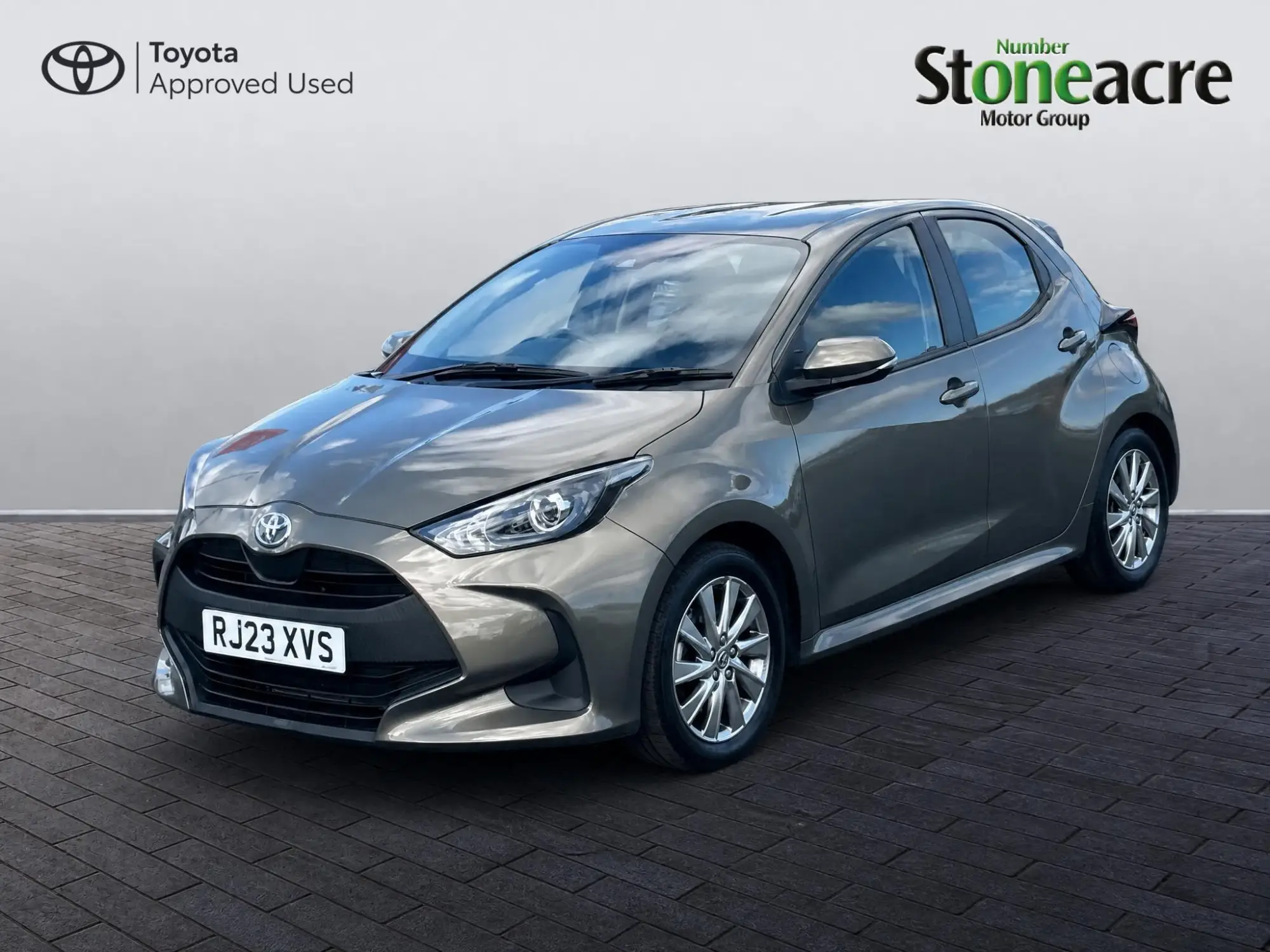 Toyota Yaris Hybrid Image 7