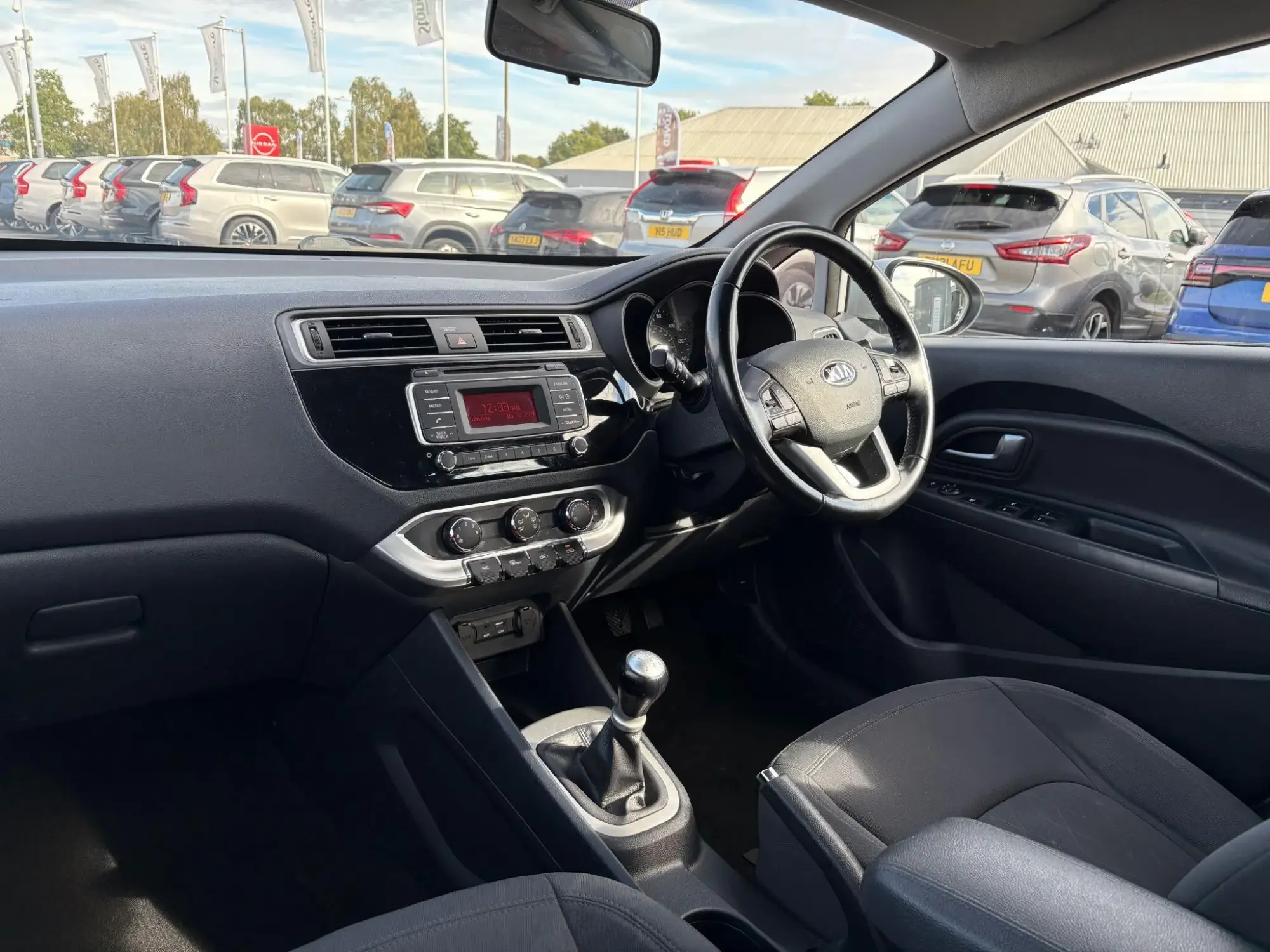 Kia Rio Image 10