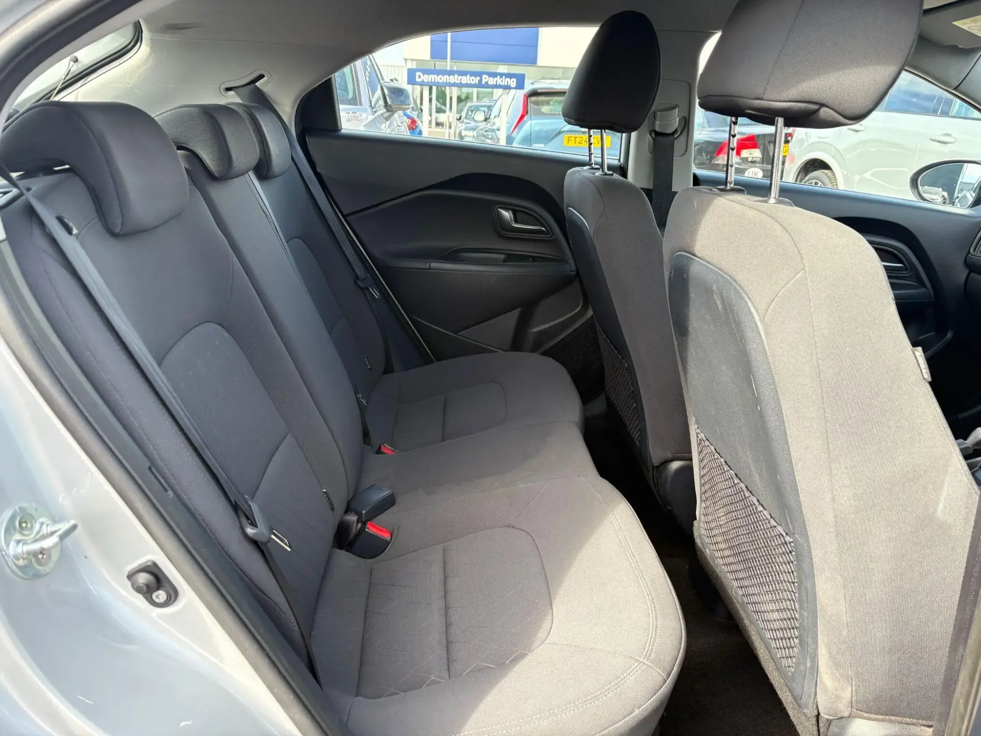 Kia Rio Image 13