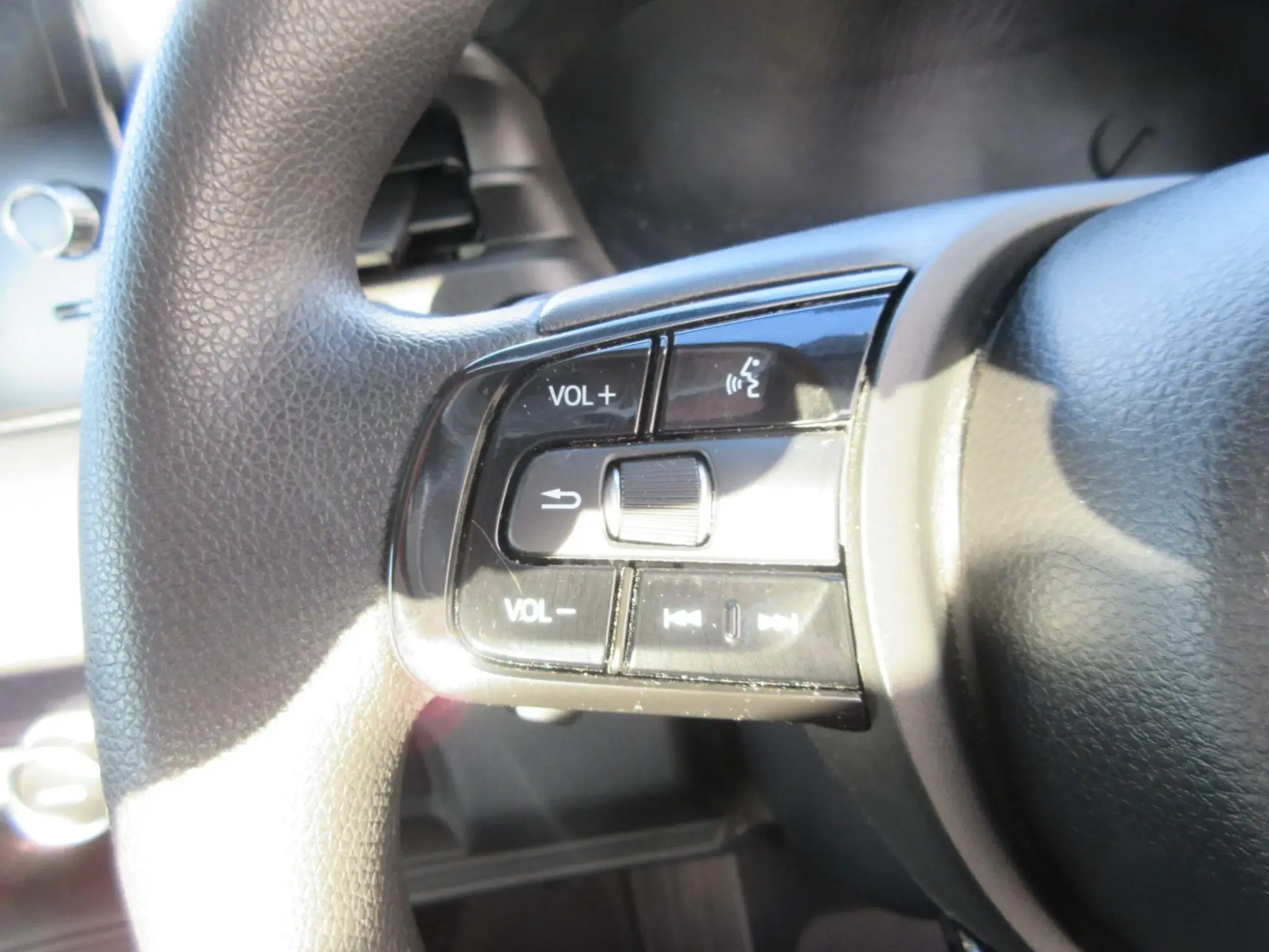 Honda HR-V Hybrid Image 24 Honda HR-V Hybrid Image 24