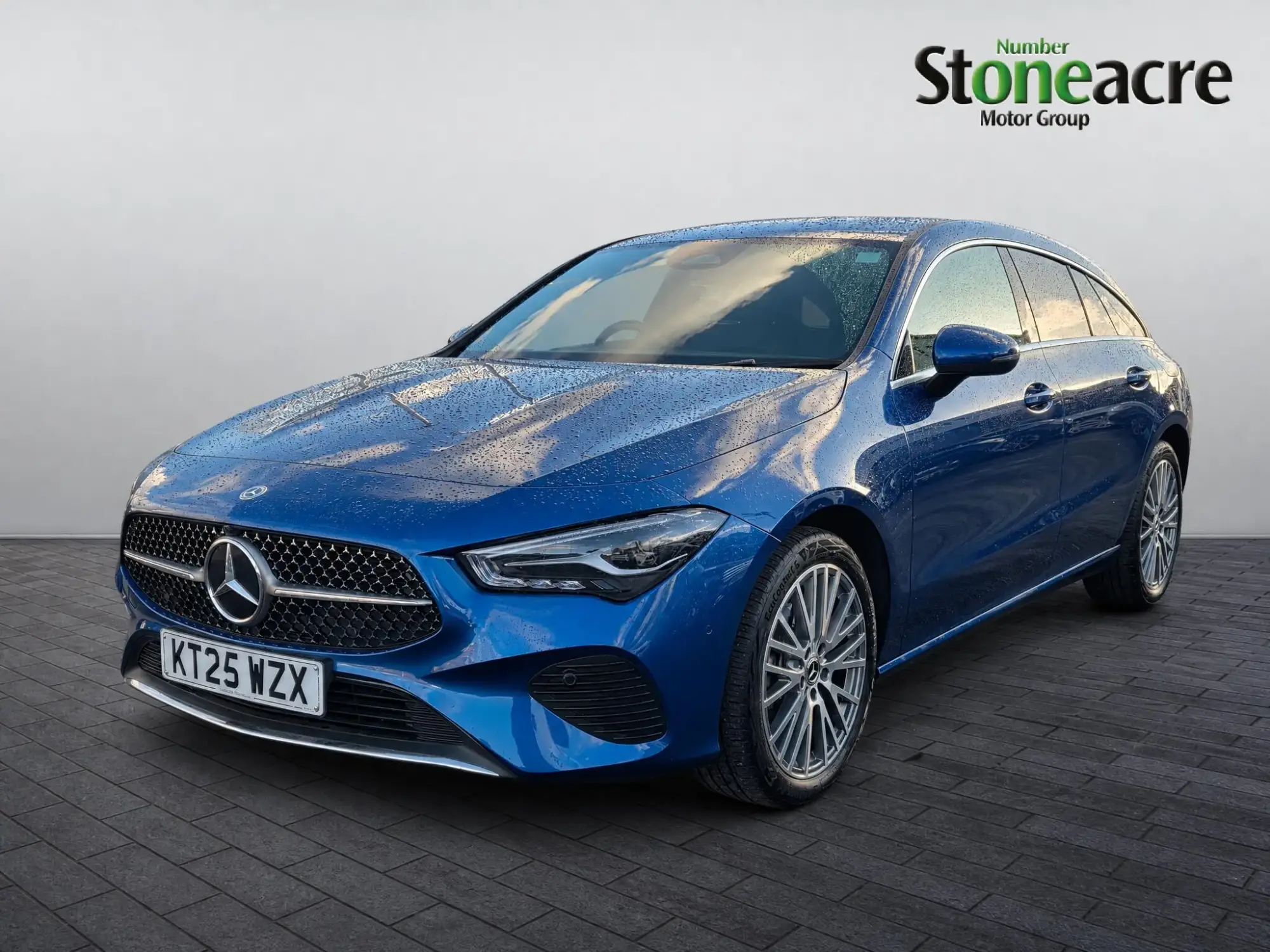 Mercedes-Benz CLA 1.3 CLA180h MHEV Sport (Executive) Shooting Brake 7G-DCT Euro 6 (s/s) 5dr KT25WZX Image 3