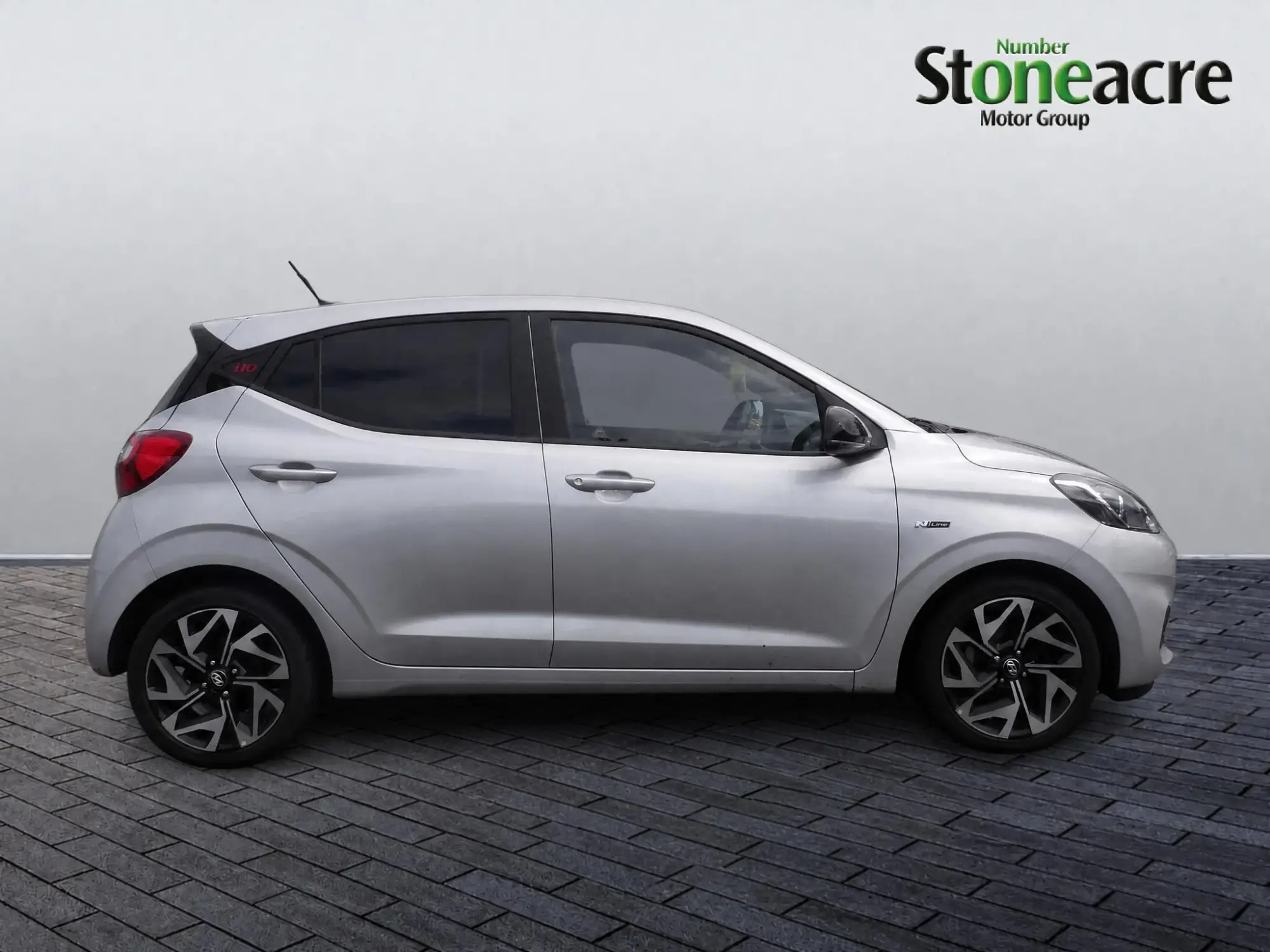 Hyundai i10 Image 2