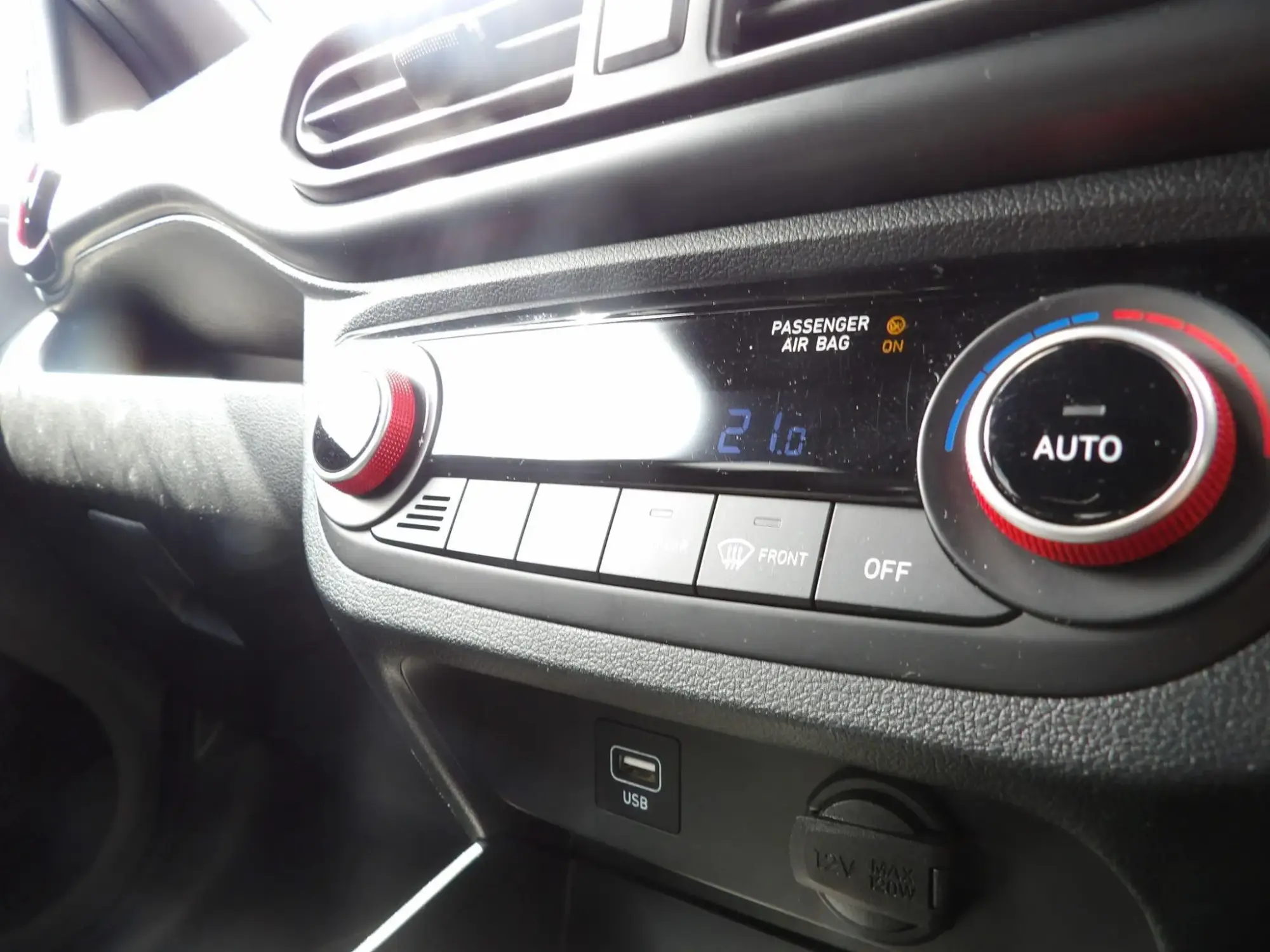 Hyundai i10 Image 21