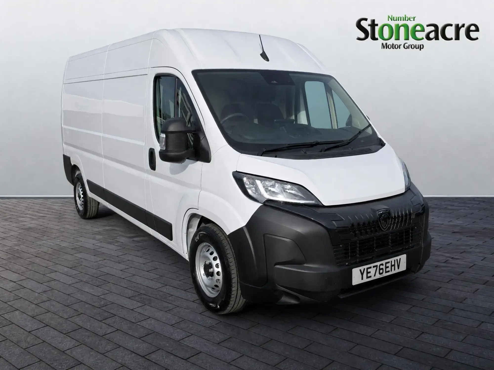 Peugeot Boxer 2.2 BlueHDi 3.5t Professional L3 H2 Euro 6 (s/s) 5dr YE76EHV Image 1 Peugeot Boxer 2.2 BlueHDi 3.5t Professional L3 H2 Euro 6 (s/s) 5dr YE76EHV Image 1