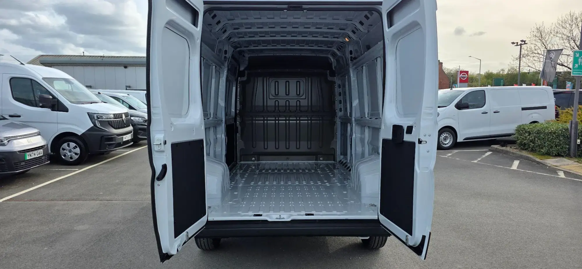 Peugeot Boxer Image 12 Peugeot Boxer Image 12