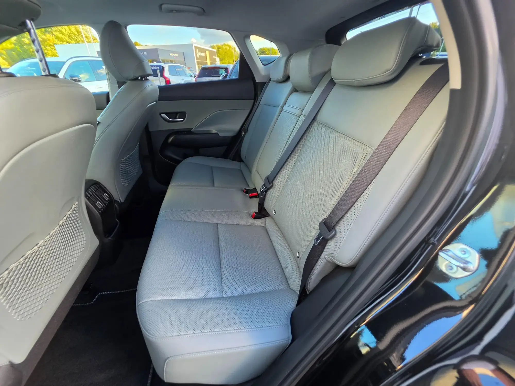 Hyundai KONA Image 14