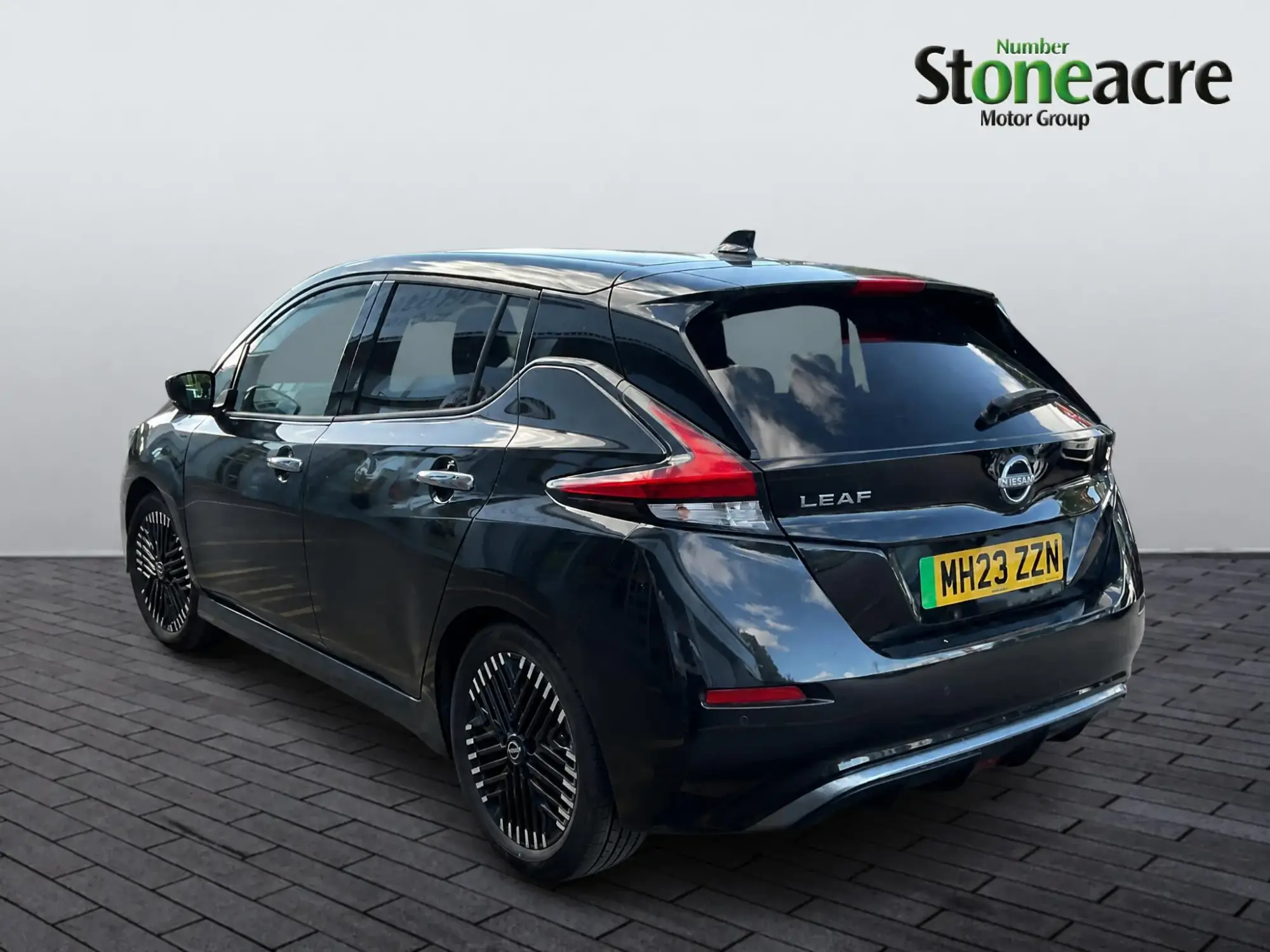 Nissan LEAF Image 4