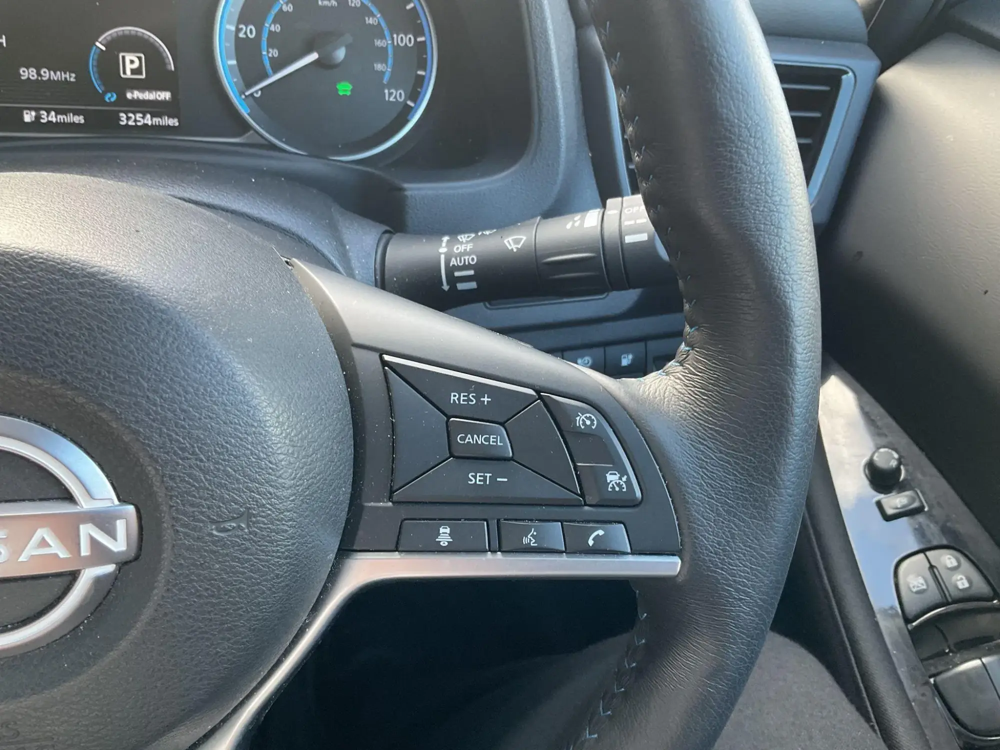 Nissan LEAF Image 17
