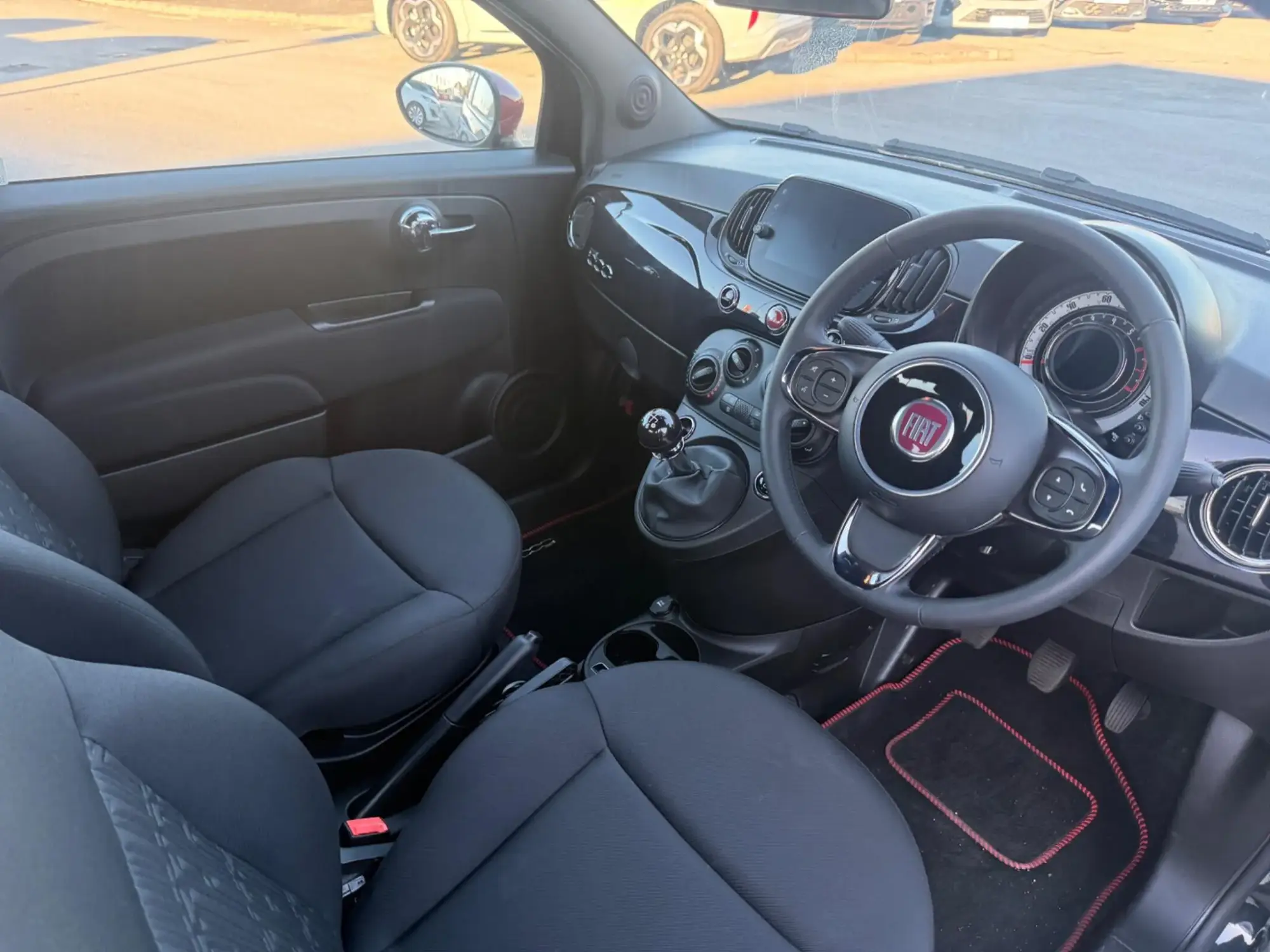 Fiat 500c Hybrid Image 12