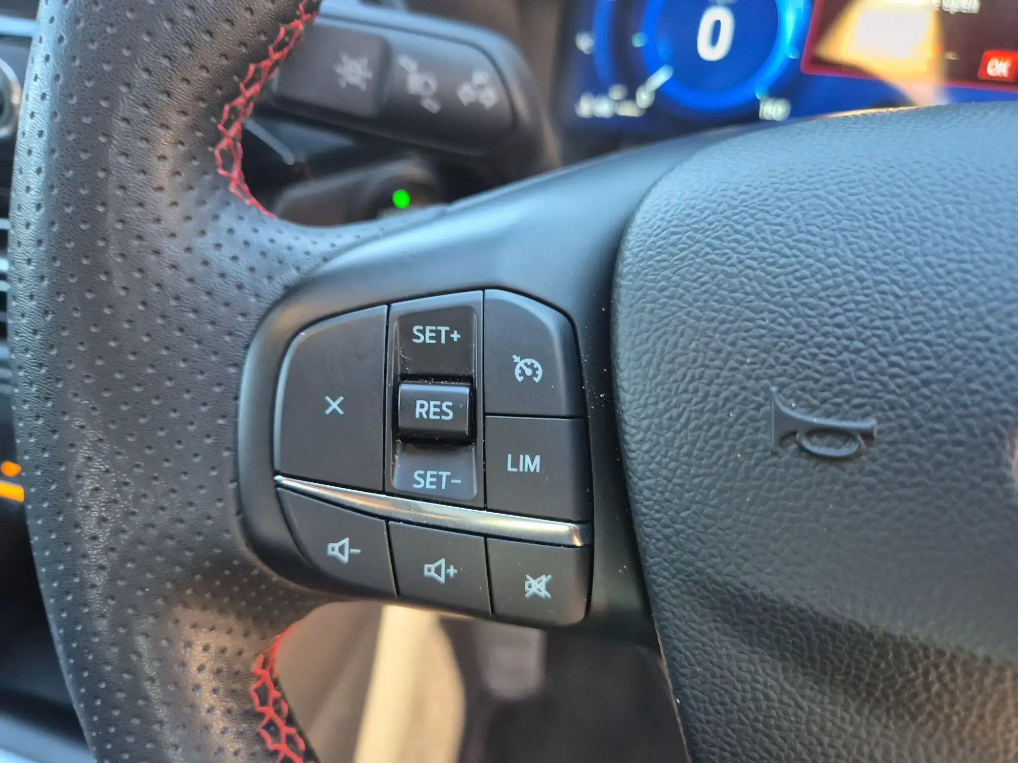 Ford Kuga Image 22