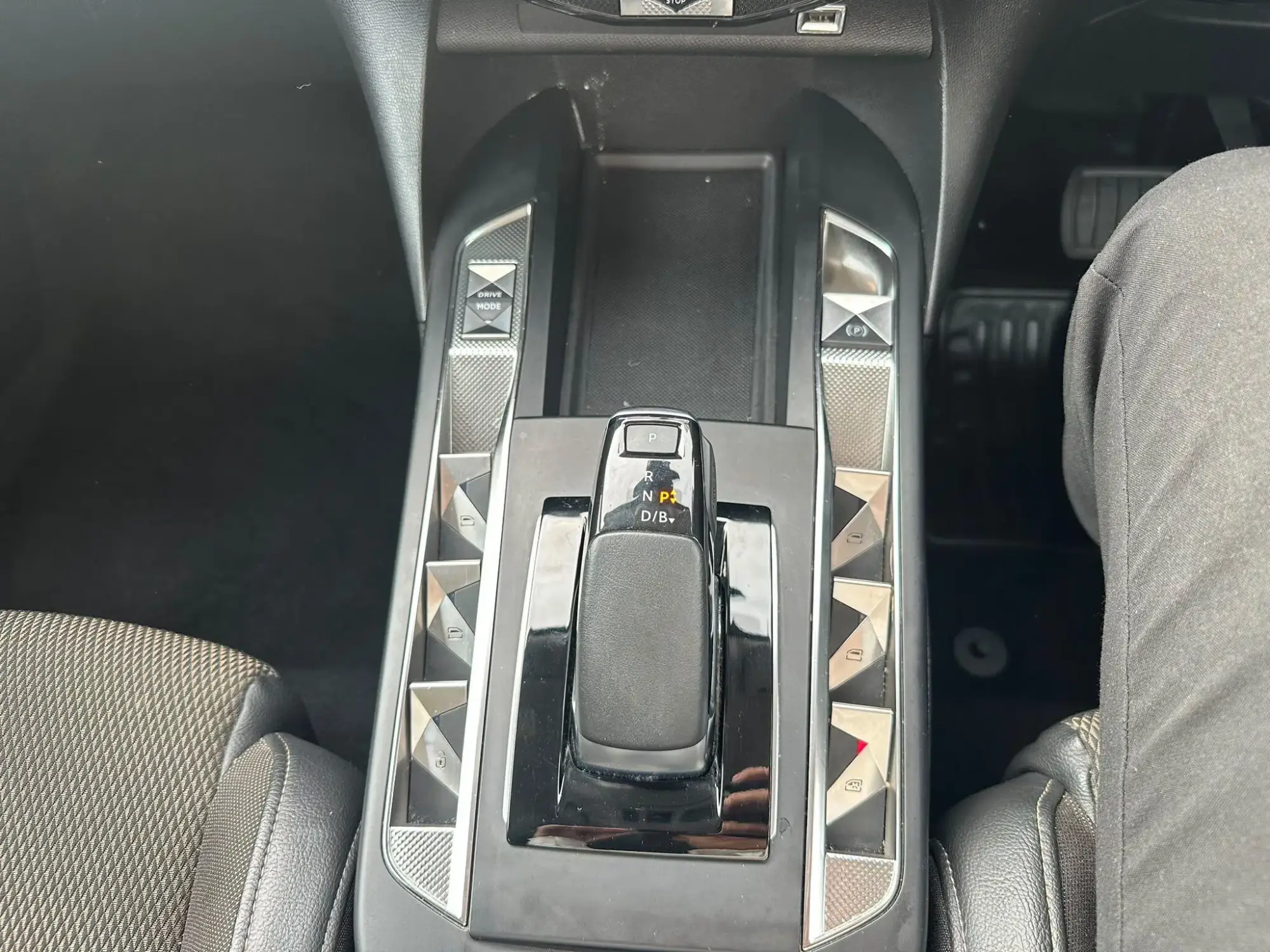 DS AUTOMOBILES DS 3 CROSSBACK Image 11