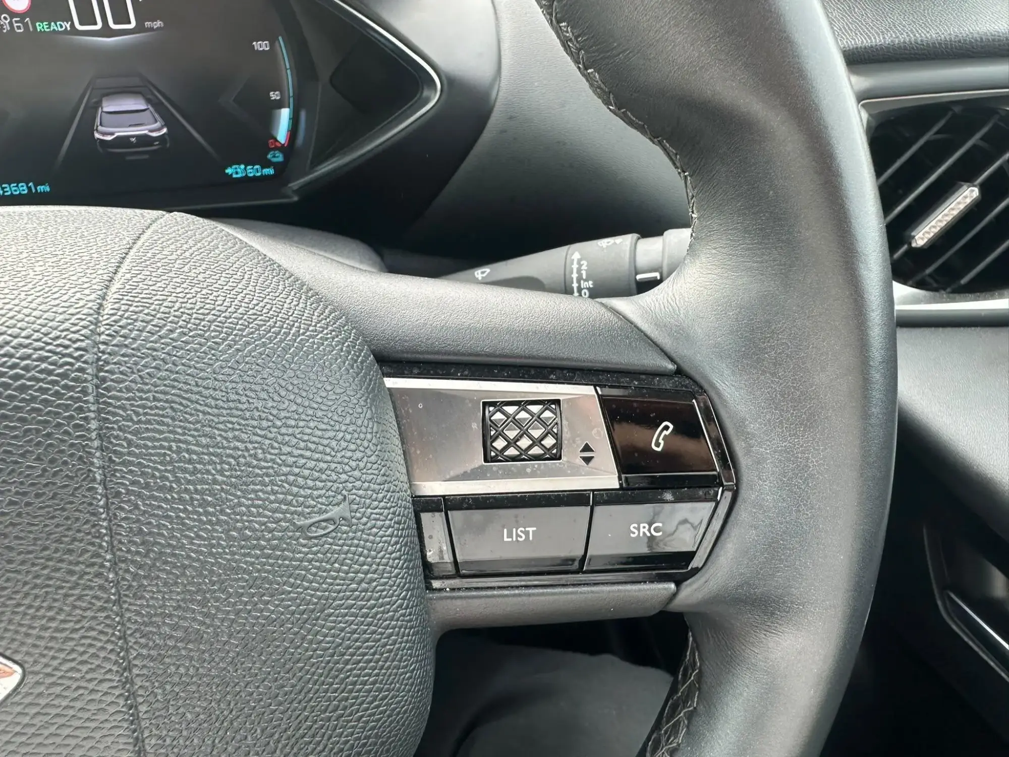 DS AUTOMOBILES DS 3 CROSSBACK Image 18