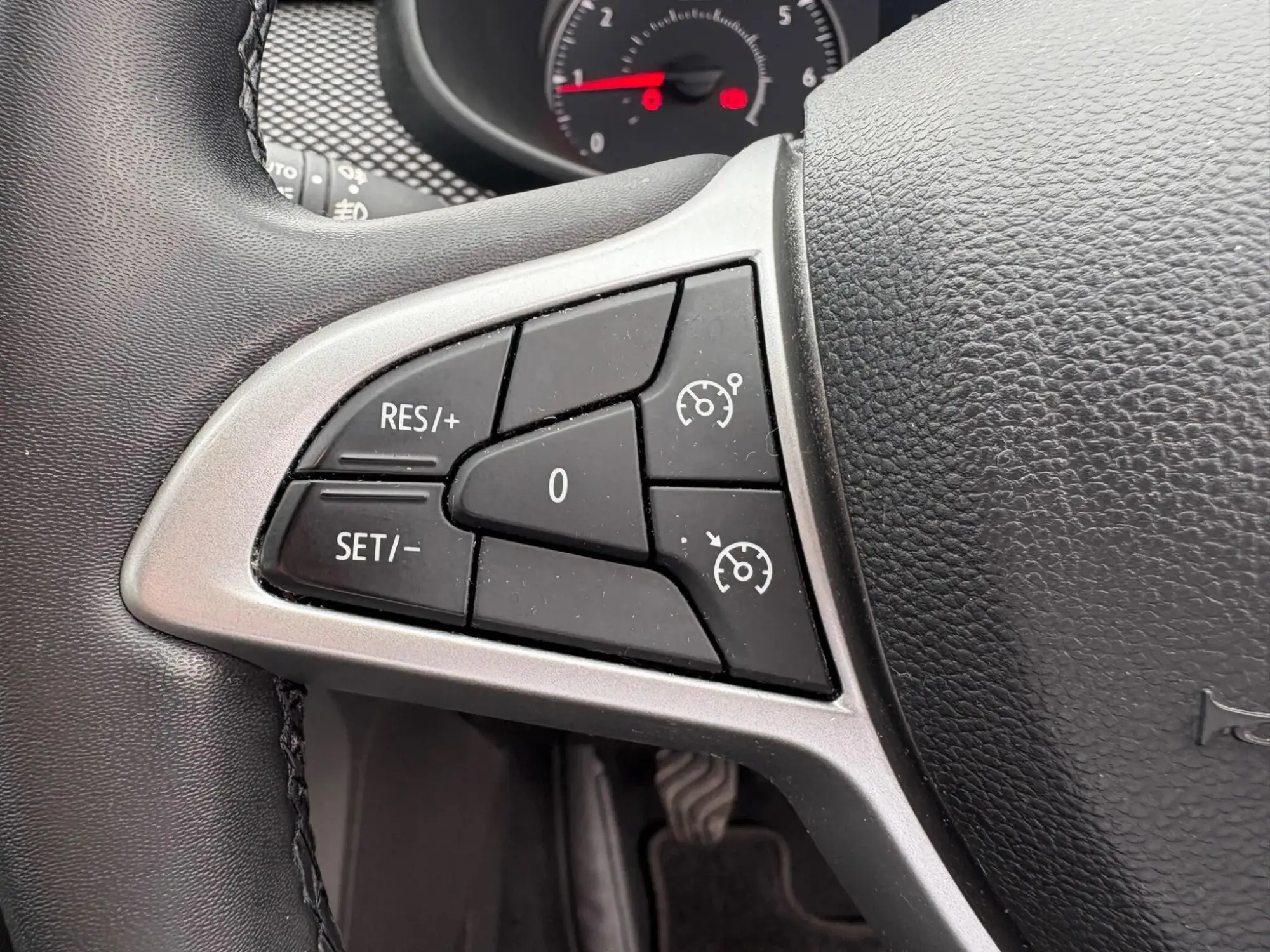 Dacia Sandero Image 10 Dacia Sandero Image 10