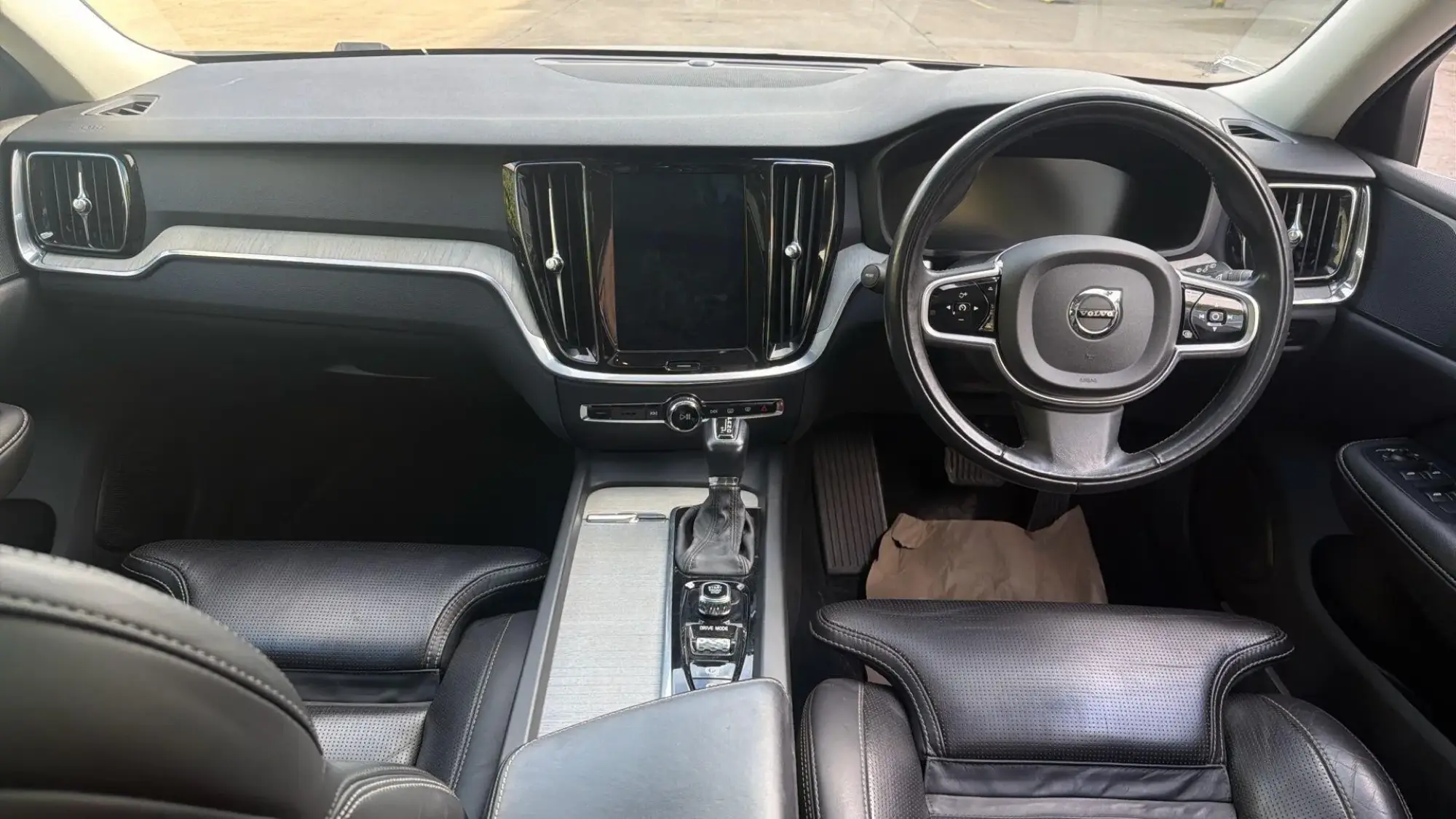 Volvo V60 Image 8