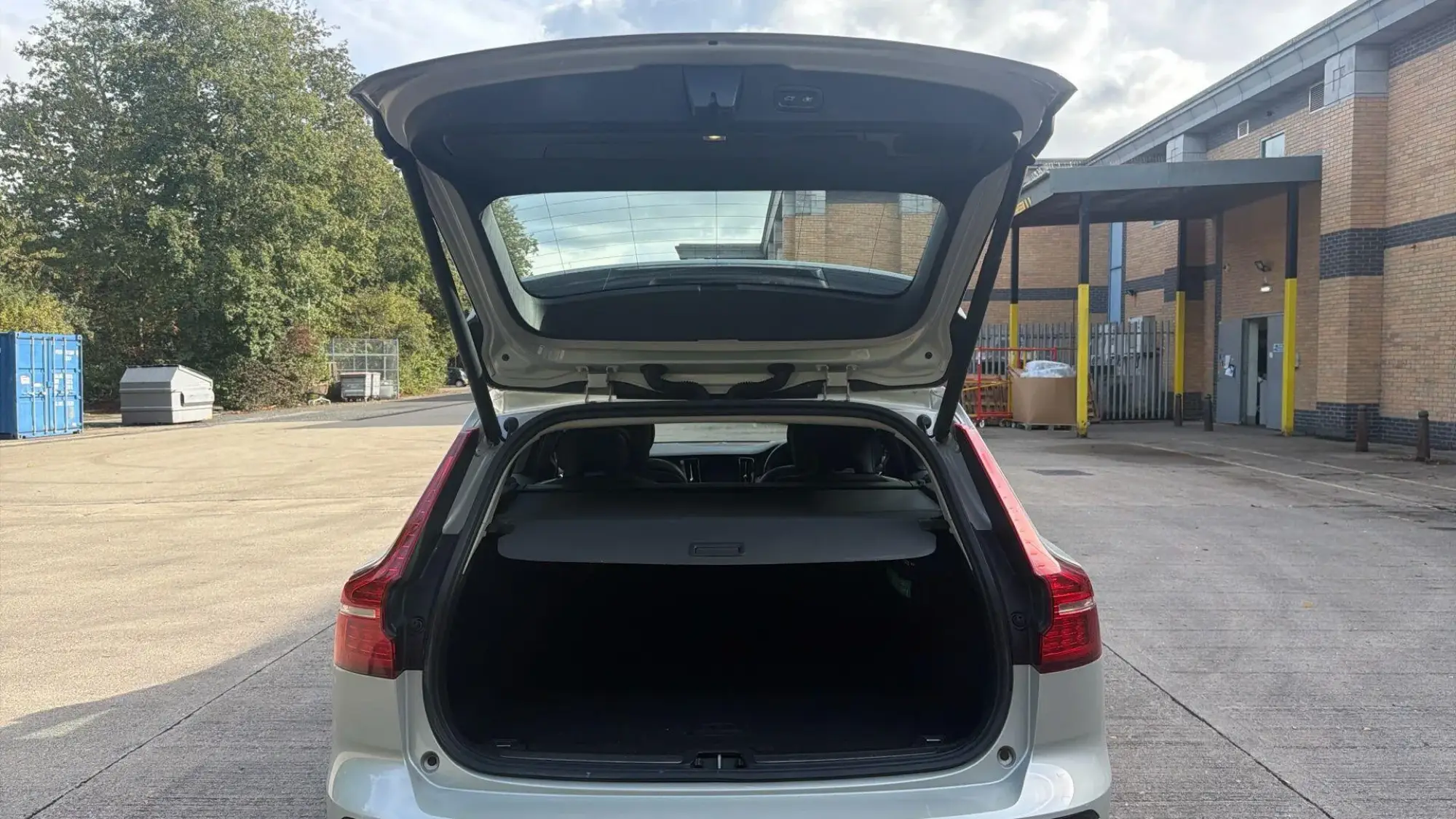 Volvo V60 Image 38