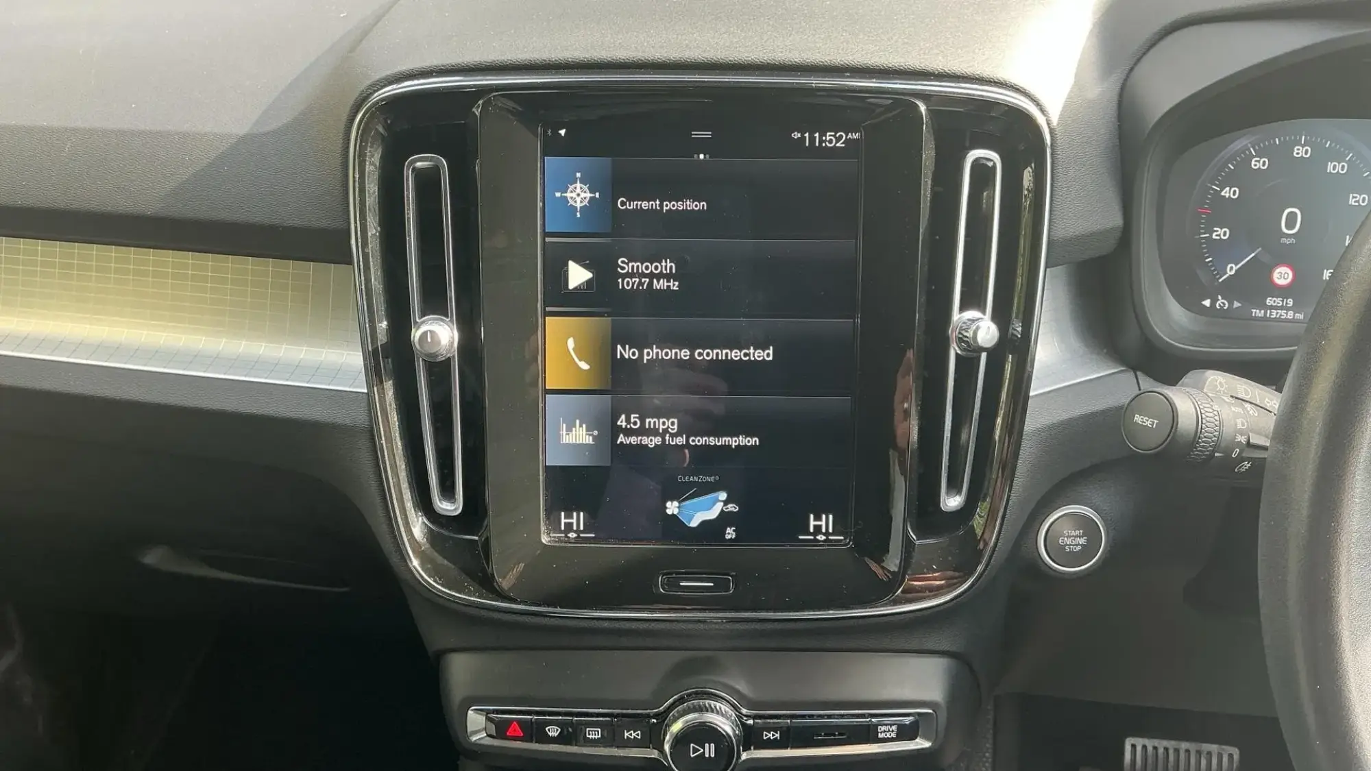 Volvo XC40 Image 12