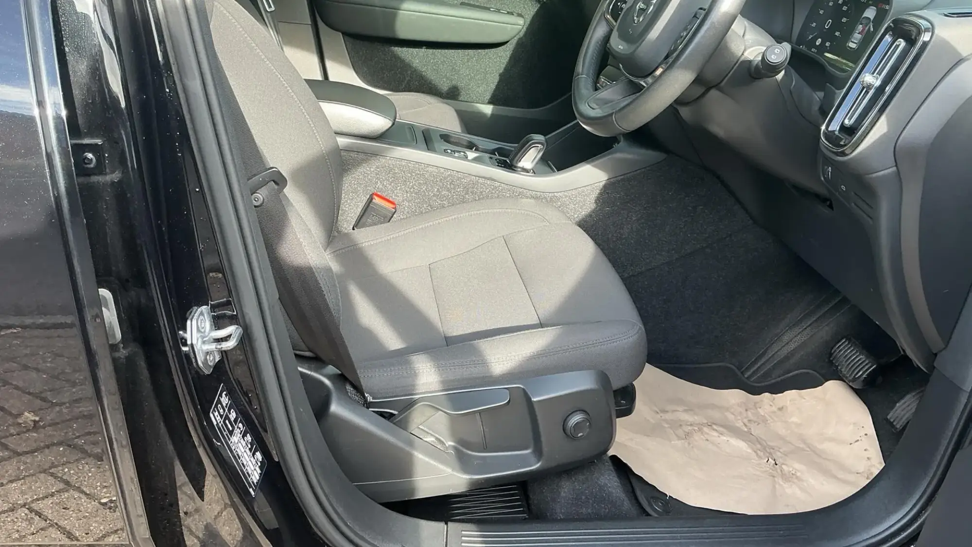 Volvo XC40 Image 27