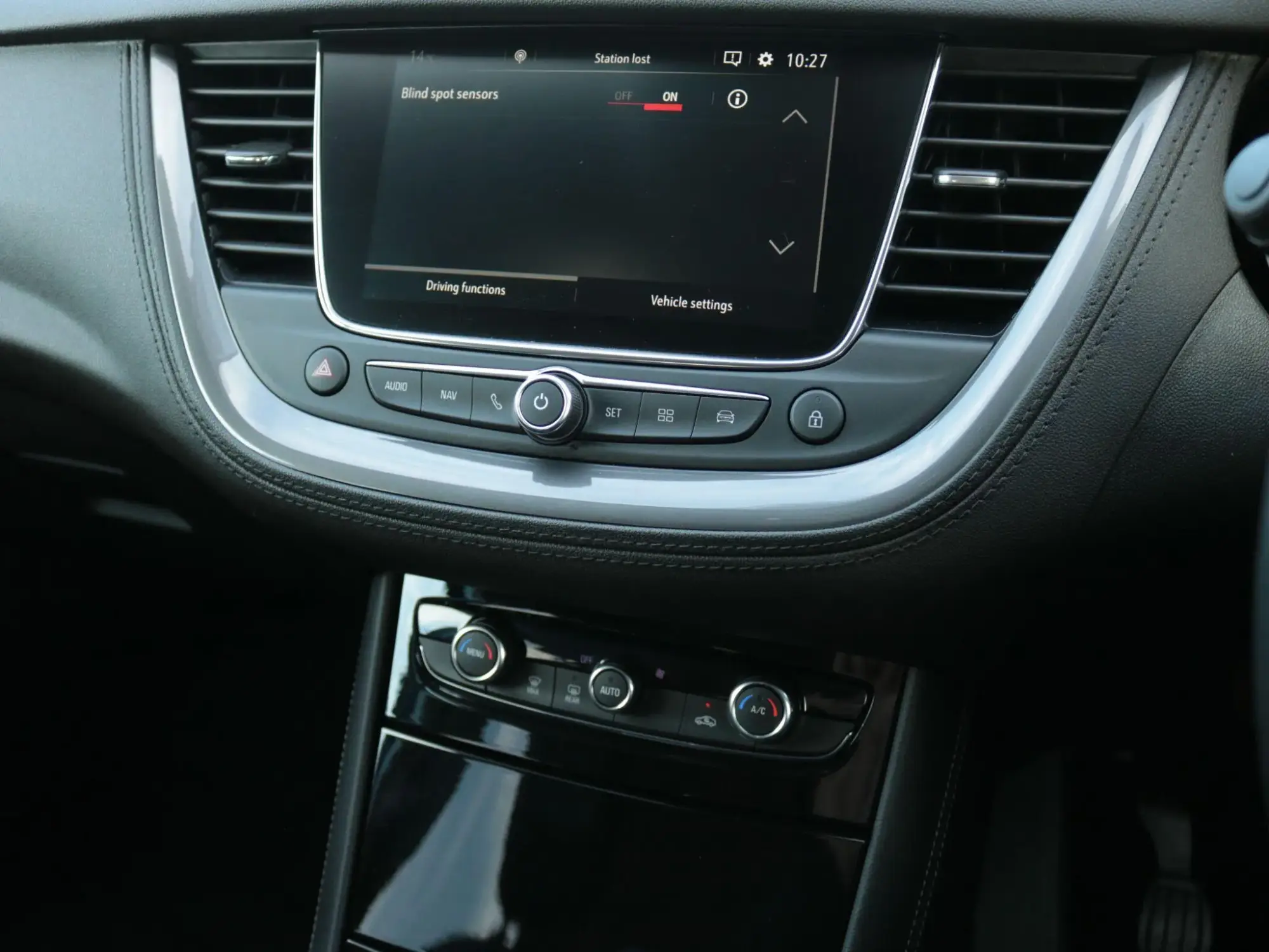 Vauxhall Grandland X Image 21
