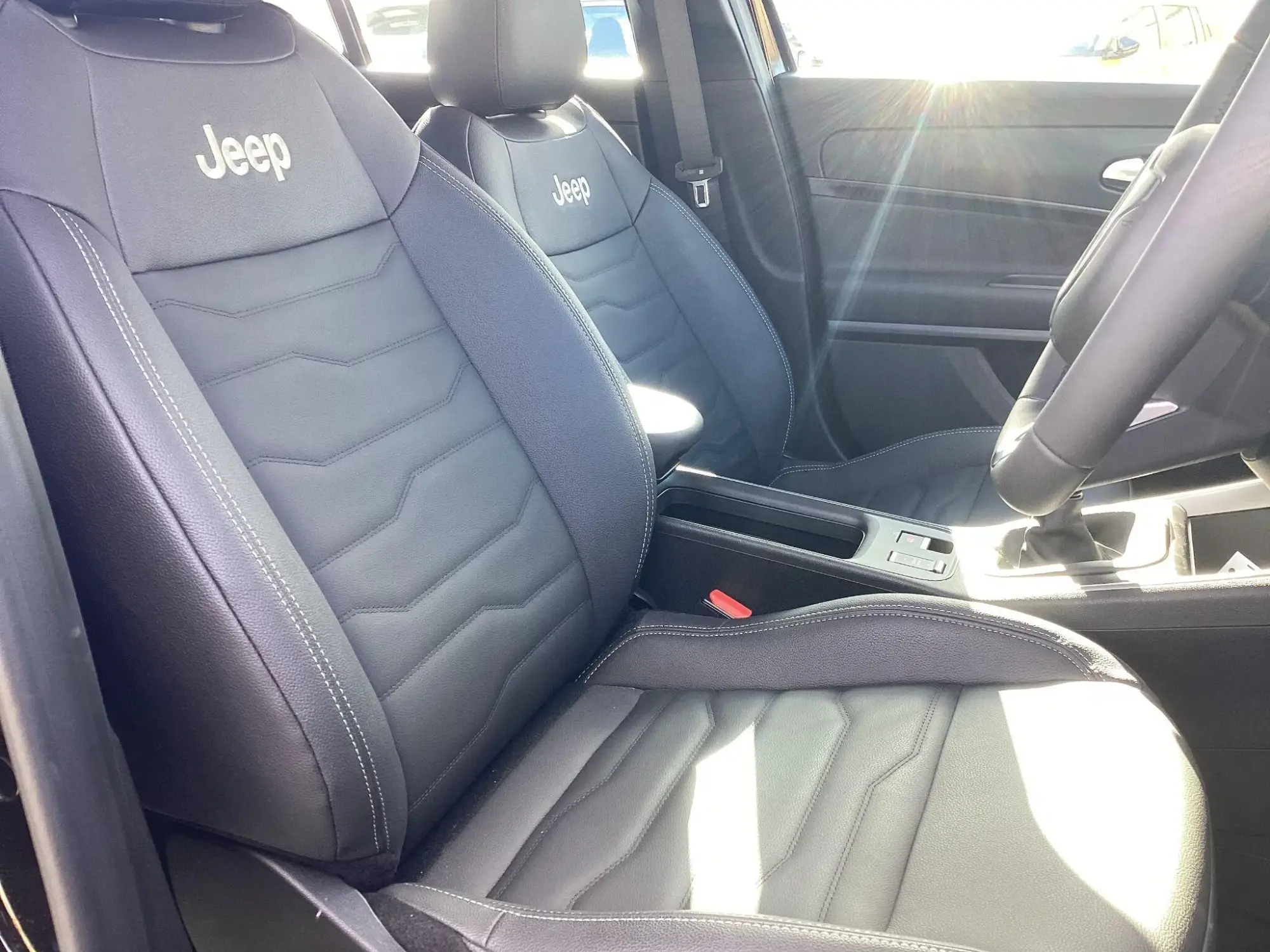 Jeep Avenger Image 16