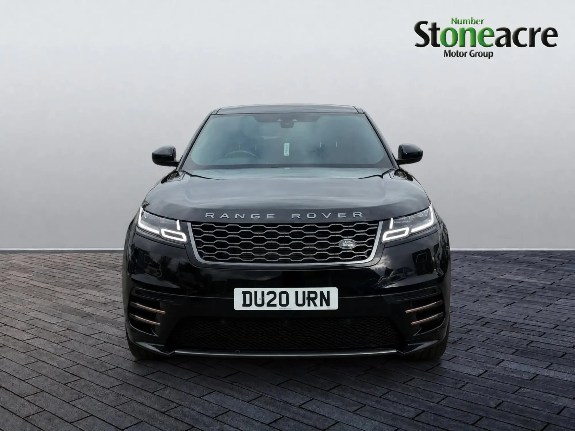 Land Rover Range Rover Velar 2.0 P250 R-Dynamic S Auto 4WD Euro 6 (s/s) 5dr DU20URN Image 2 Land Rover Range Rover Velar 2.0 P250 R-Dynamic S Auto 4WD Euro 6 (s/s) 5dr DU20URN Image 2