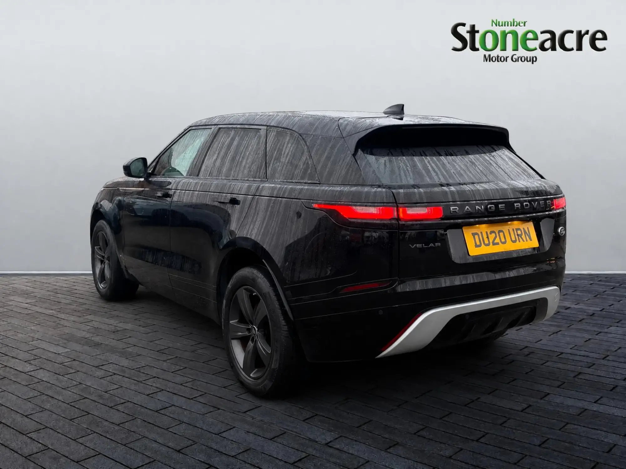 Land Rover Range Rover Velar Image 4