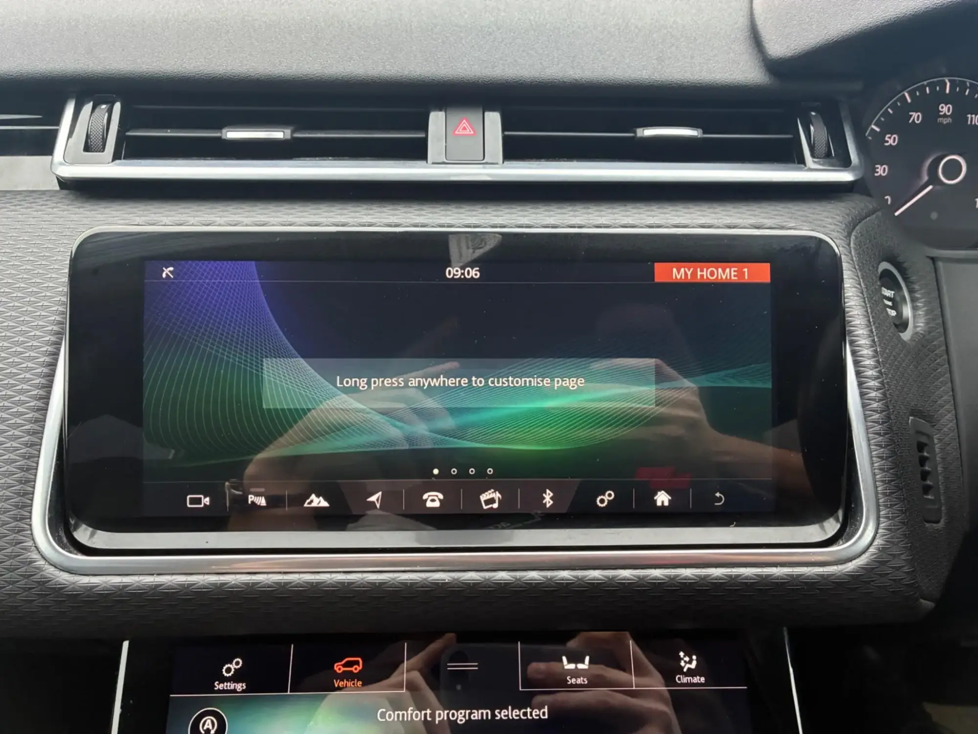Land Rover Range Rover Velar Image 31