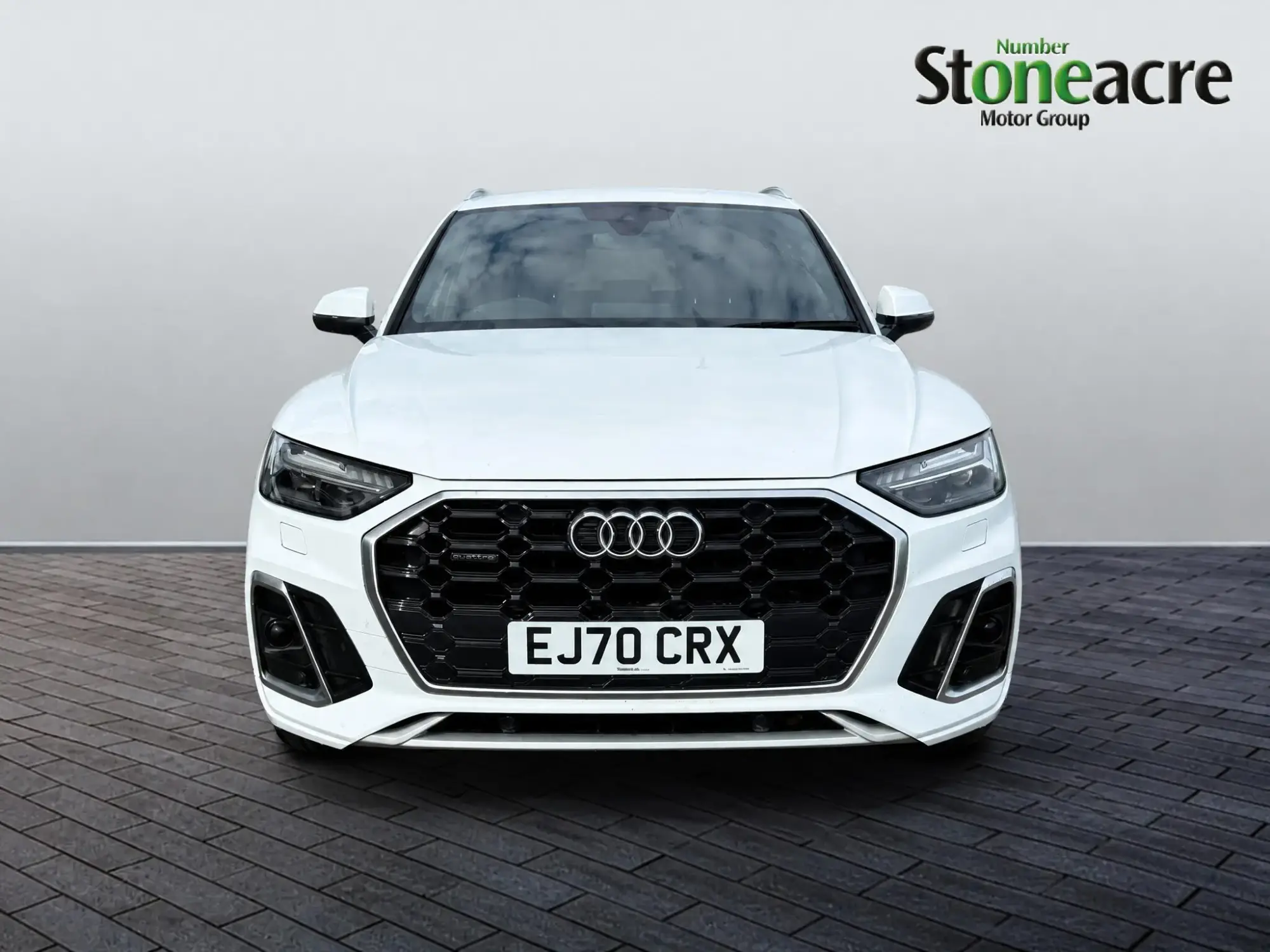 Audi Q5 2.0 TFSI 45 S line S Tronic quattro Euro 6 (s/s) 5dr EJ70CRX Image 2