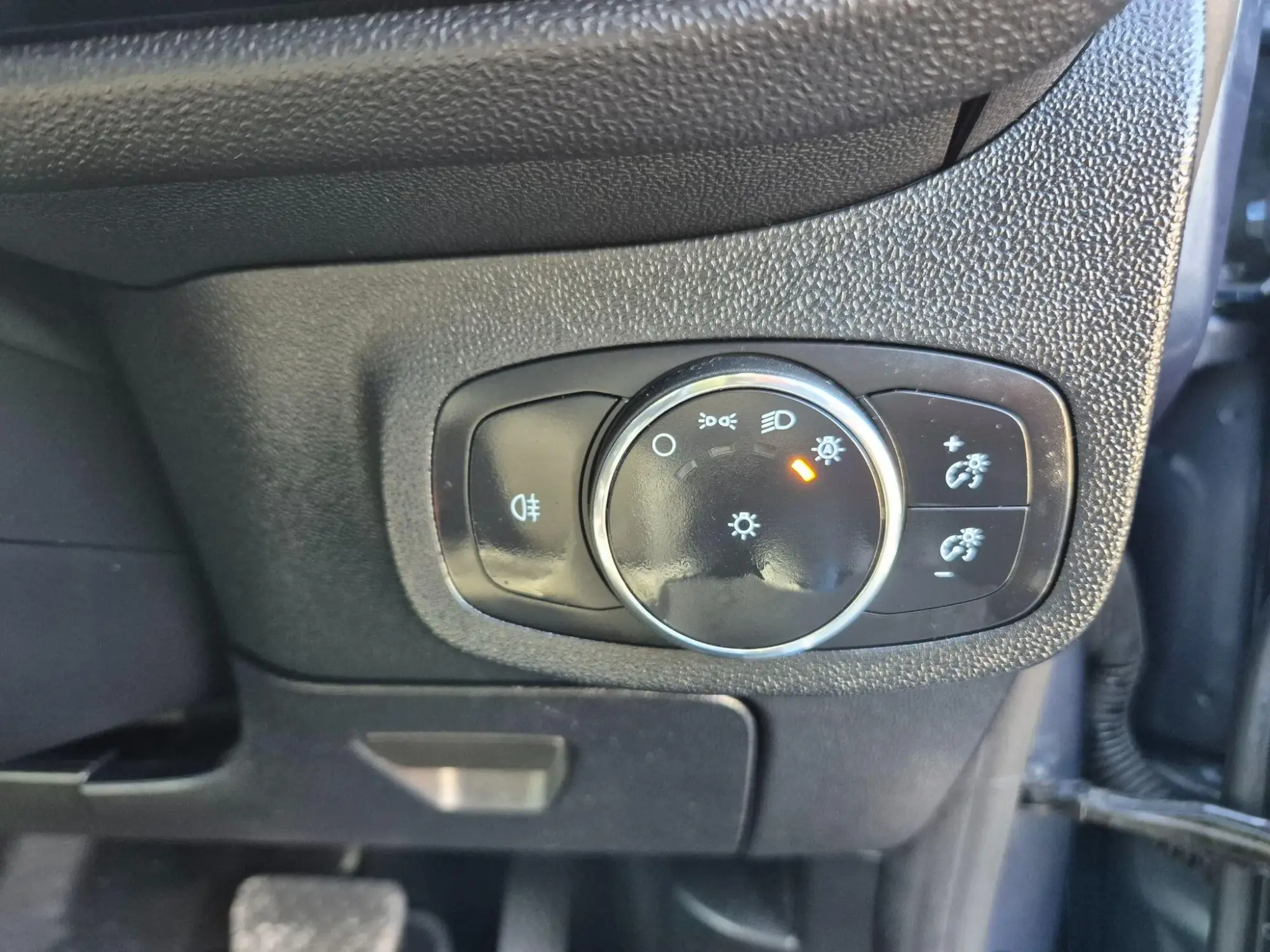 Ford Fiesta Image 19