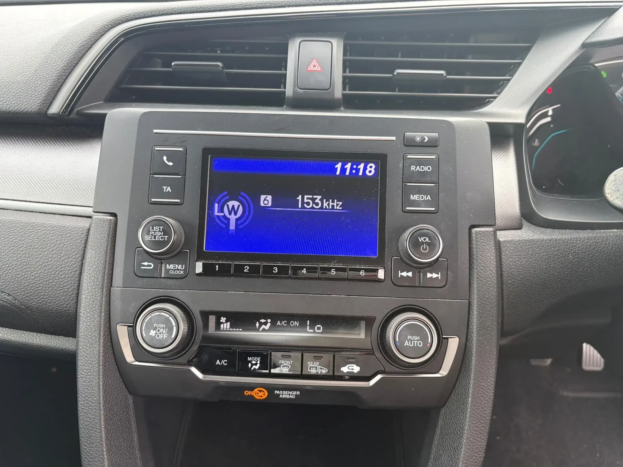 Honda Civic Image 15