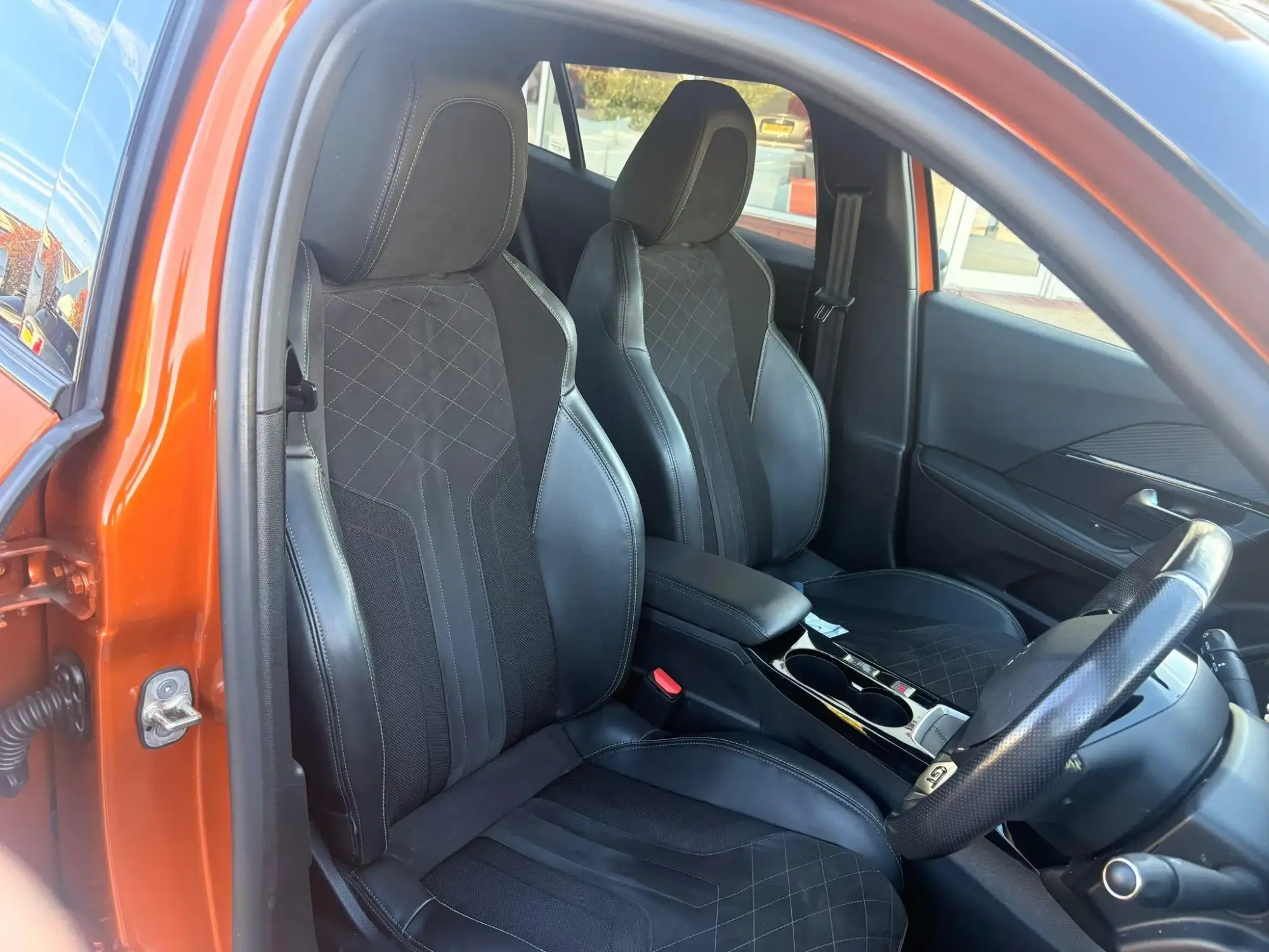 Peugeot 2008 Image 10 Peugeot 2008 Image 10