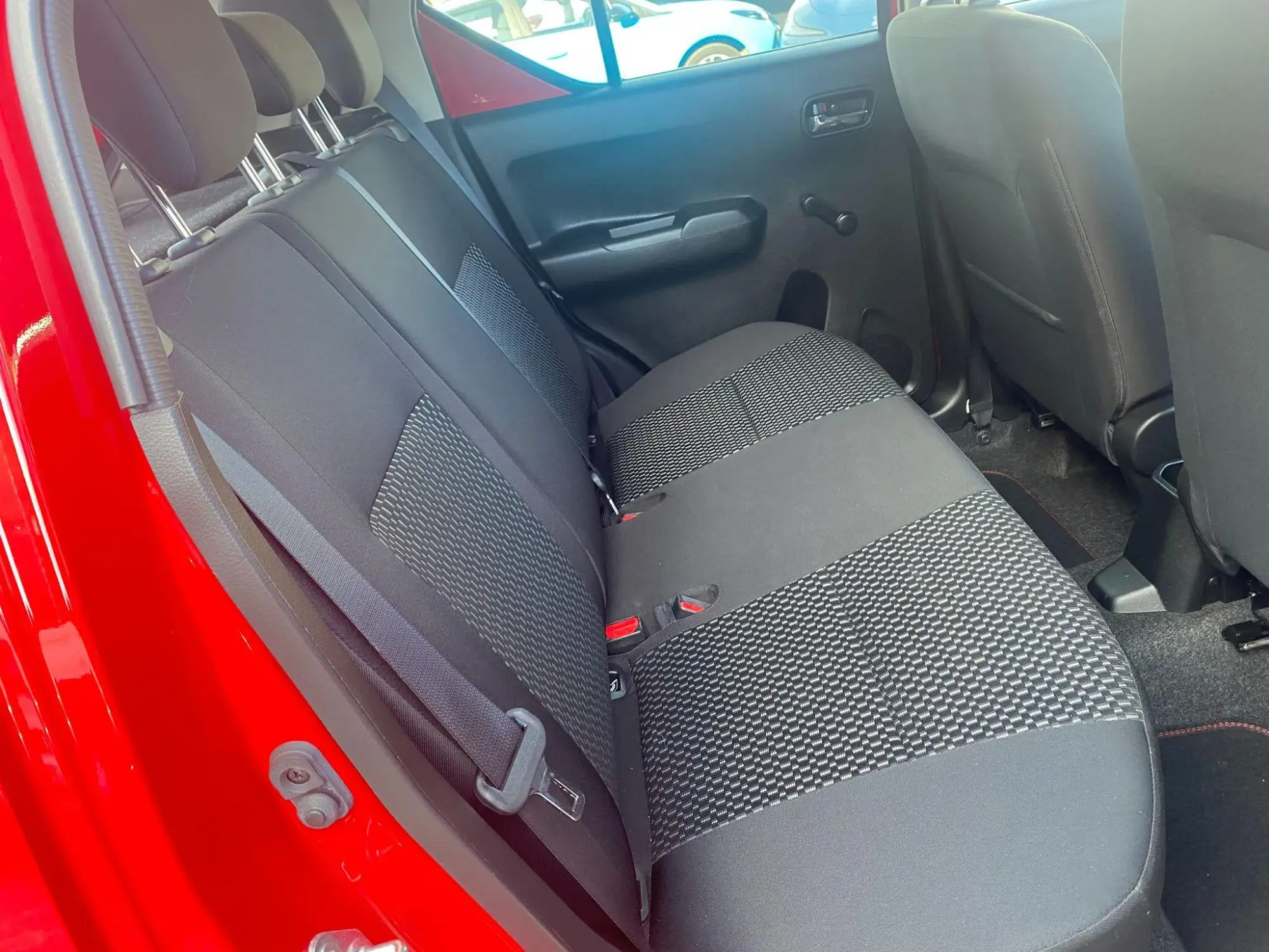 Suzuki Ignis Image 12 Suzuki Ignis Image 12