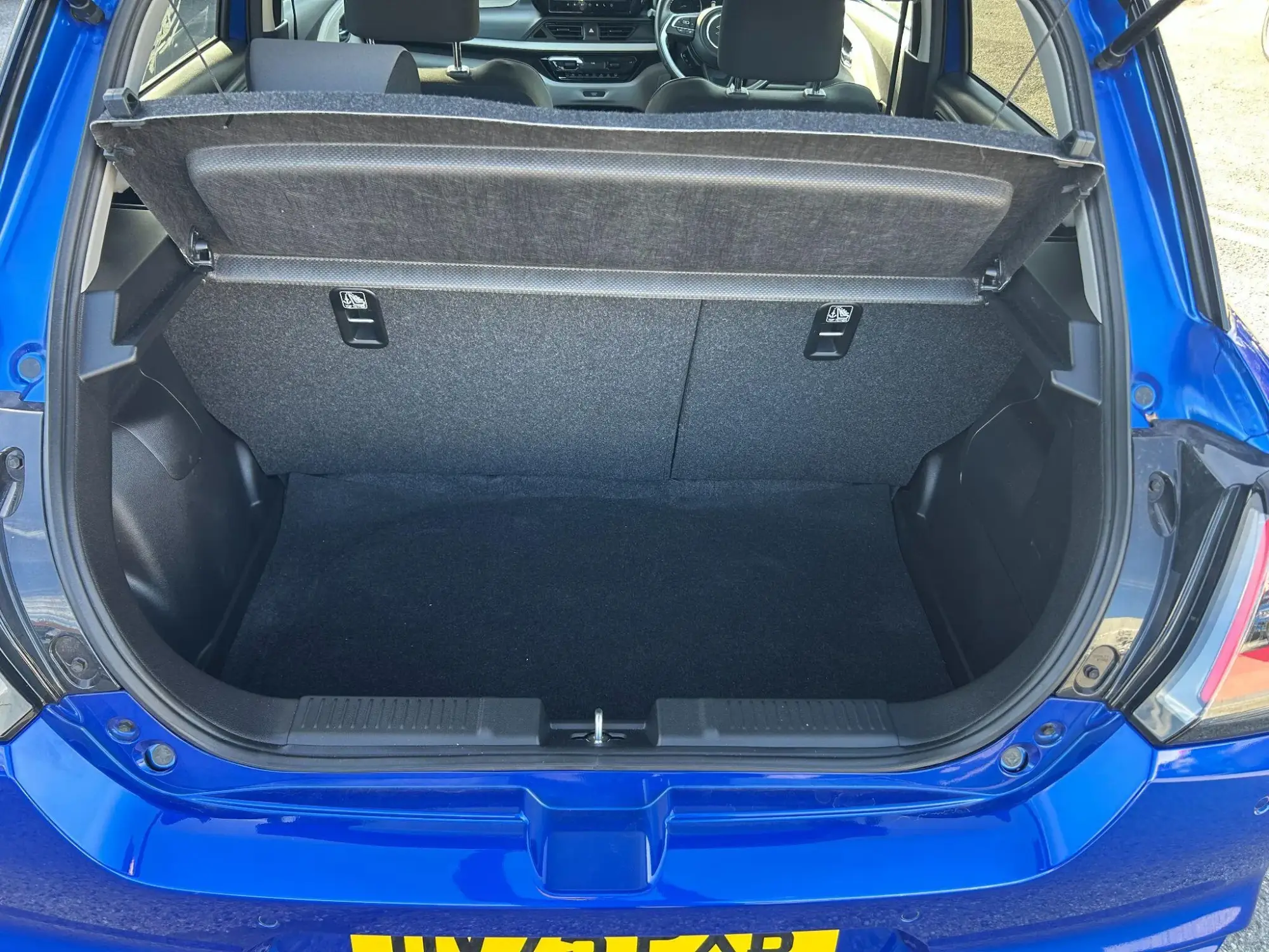Suzuki Swift Image 12 Suzuki Swift Image 12